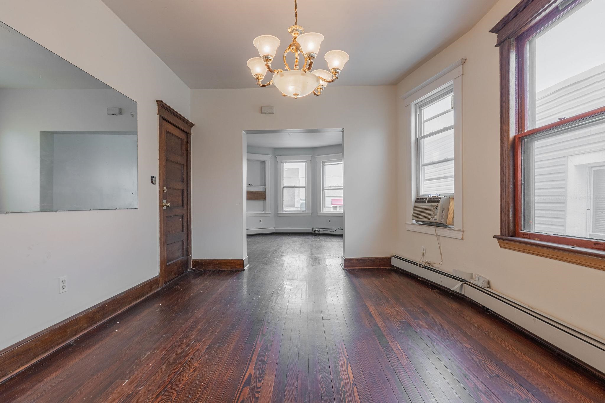 # 250009047 - For Rent in JERSEY CITY - Greenville NJ