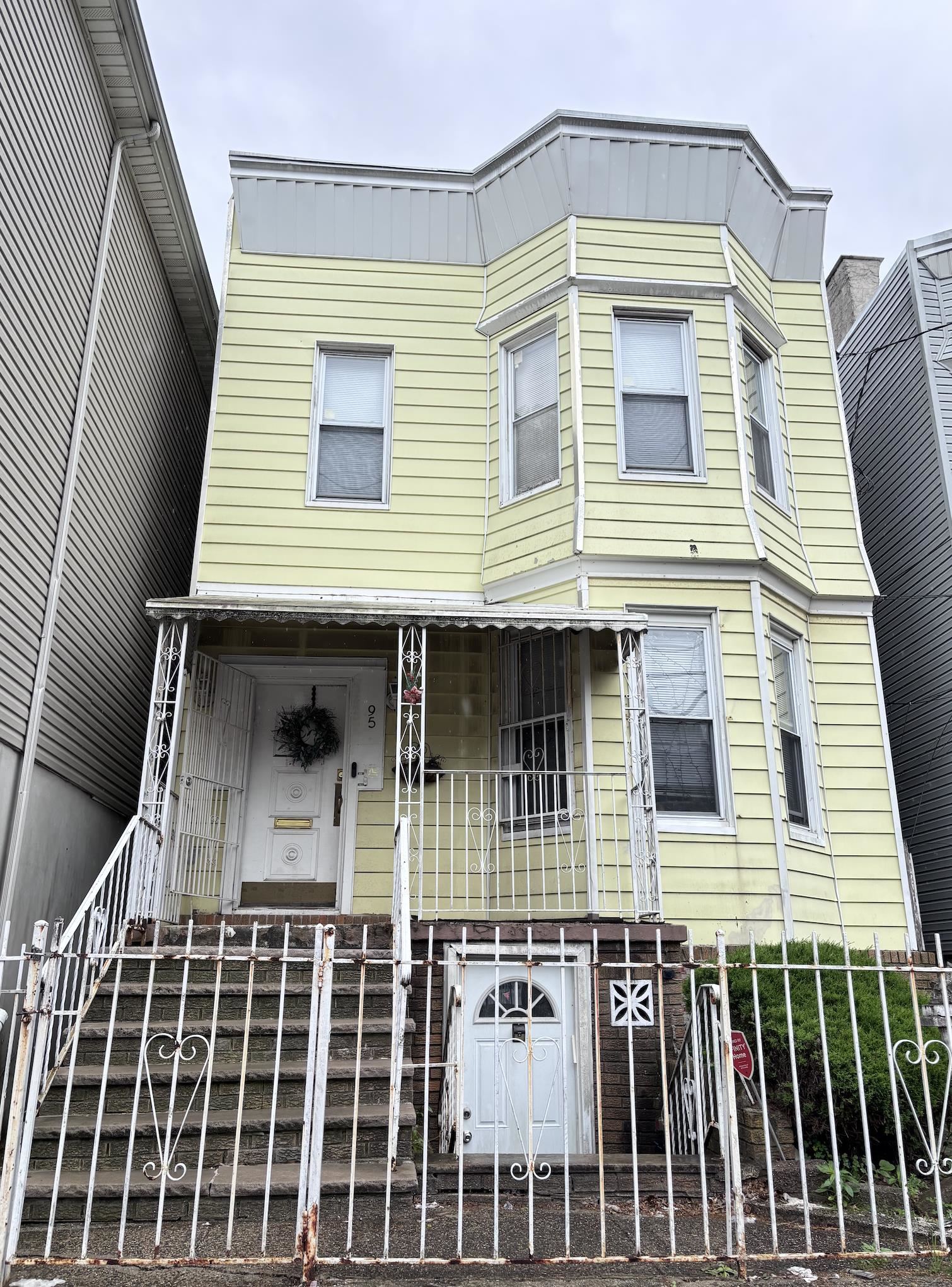 # 250009091 - For Rent in JERSEY CITY - Greenville NJ
