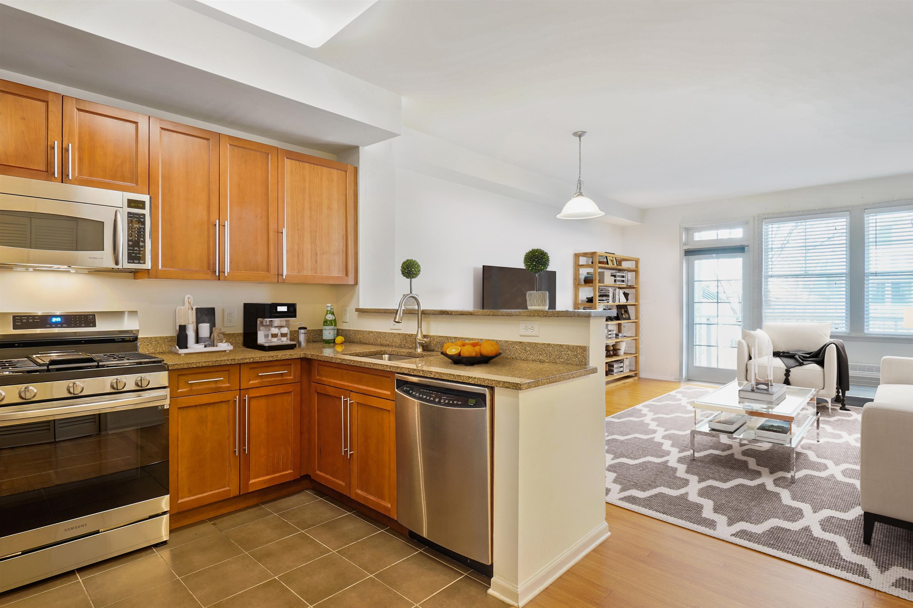 # 250009107 - For Rent in JERSEY CITY - Greenville NJ