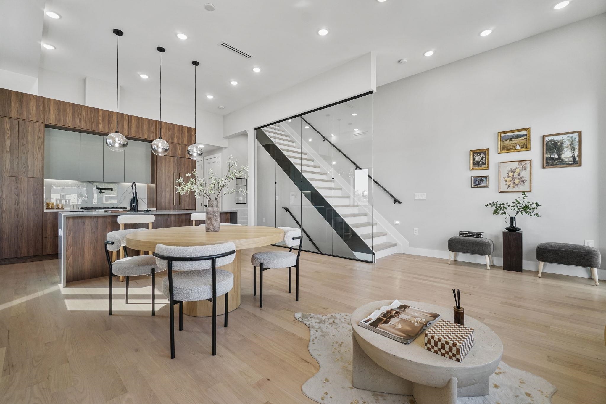 # 250009120 - For Rent in JERSEY CITY - Heights NJ