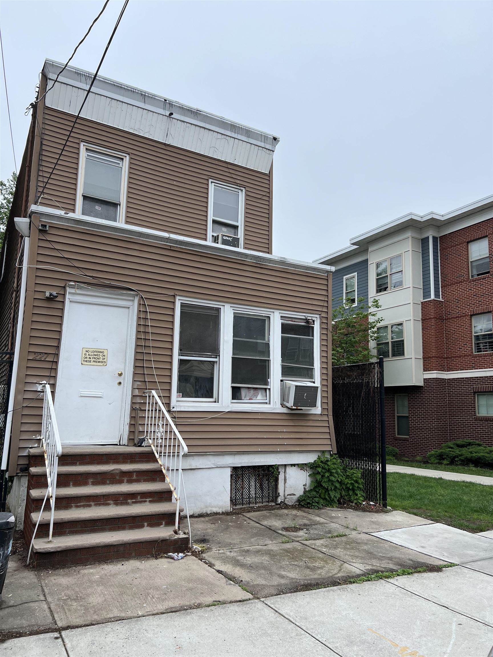 # 250009285 - For Rent in JERSEY CITY - Journal Square NJ
