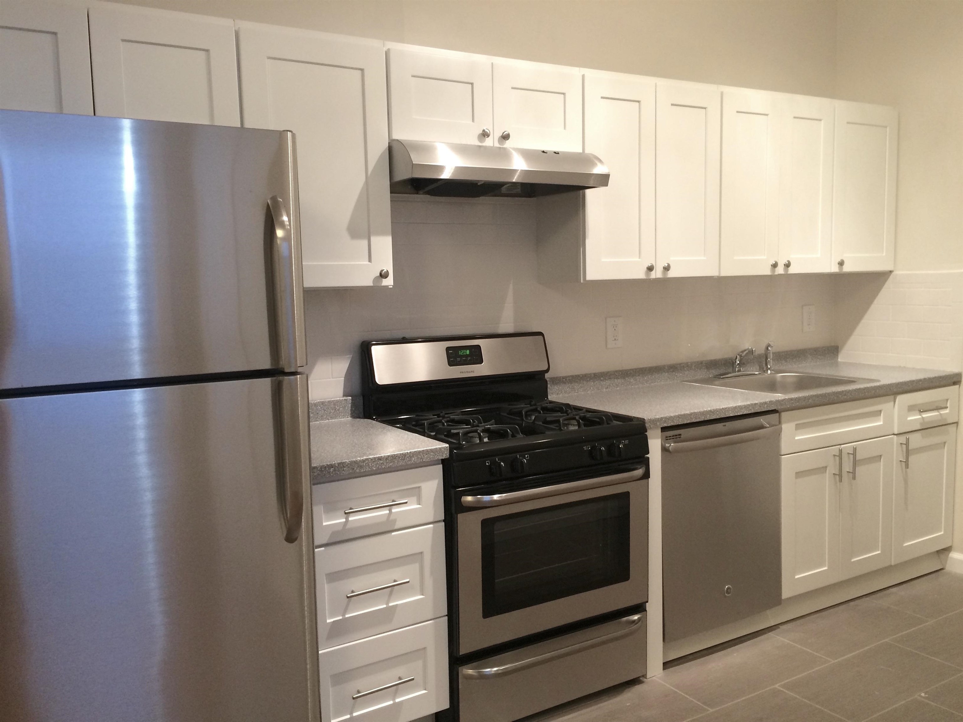 # 250009358 - For Rent in JERSEY CITY - Heights NJ