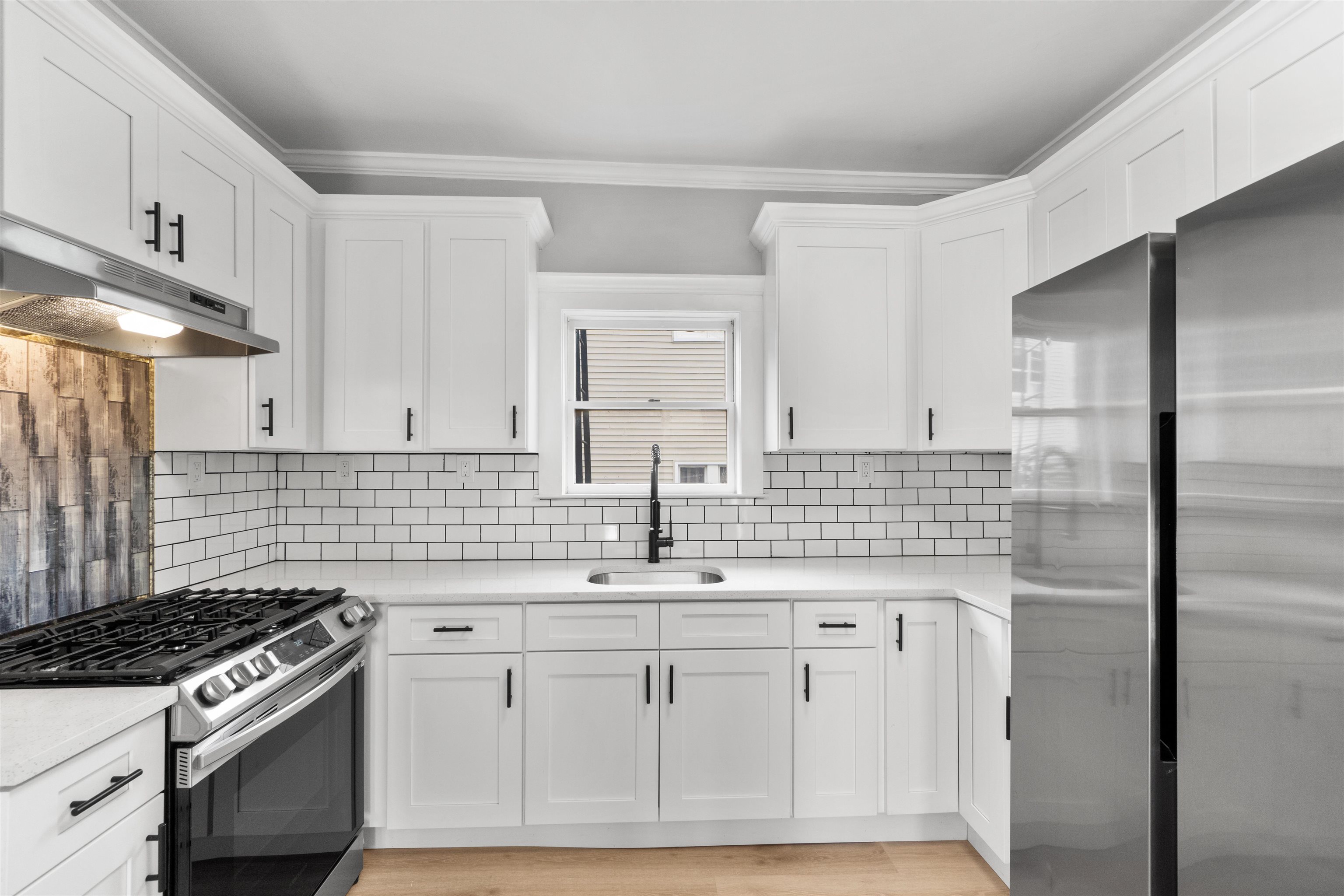 # 250009382 - For Rent in Bayonne NJ