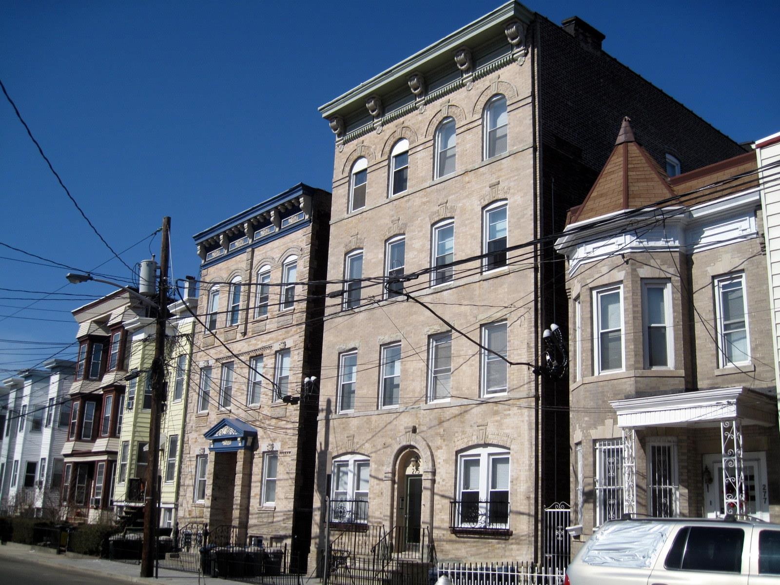 # 250009448 - For Rent in JERSEY CITY - Heights NJ