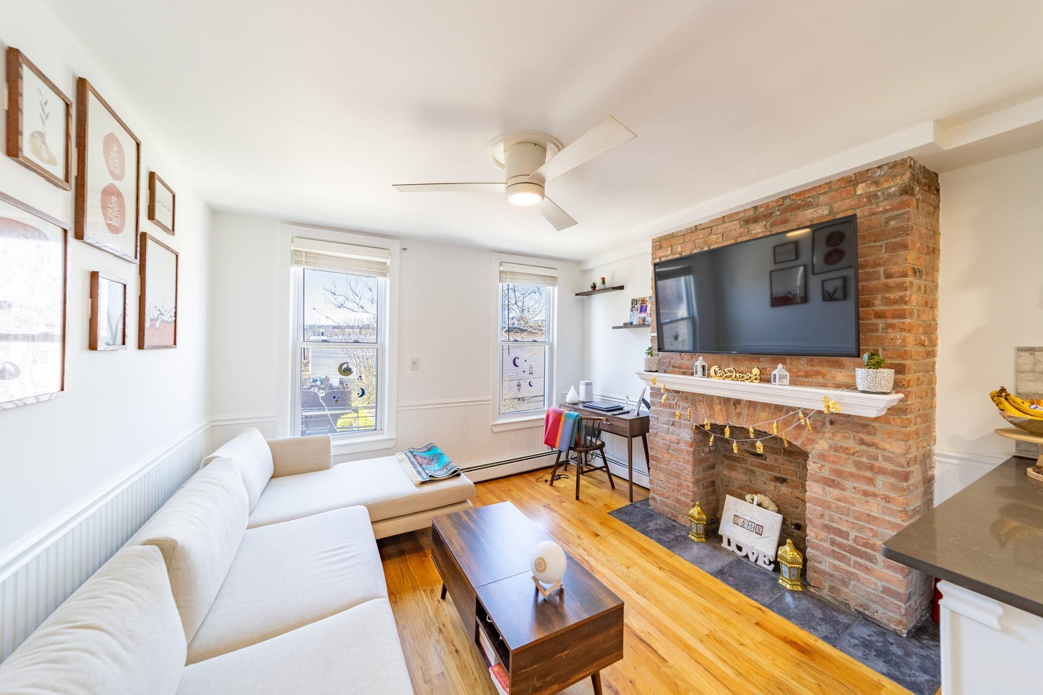 # 250009482 - For Rent in JERSEY CITY - Downtown NJ