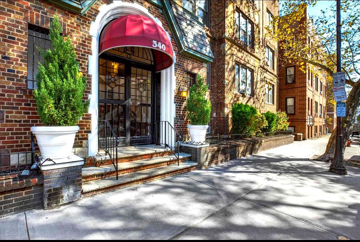 # 250009490 - For Rent in JERSEY CITY - Journal Square NJ