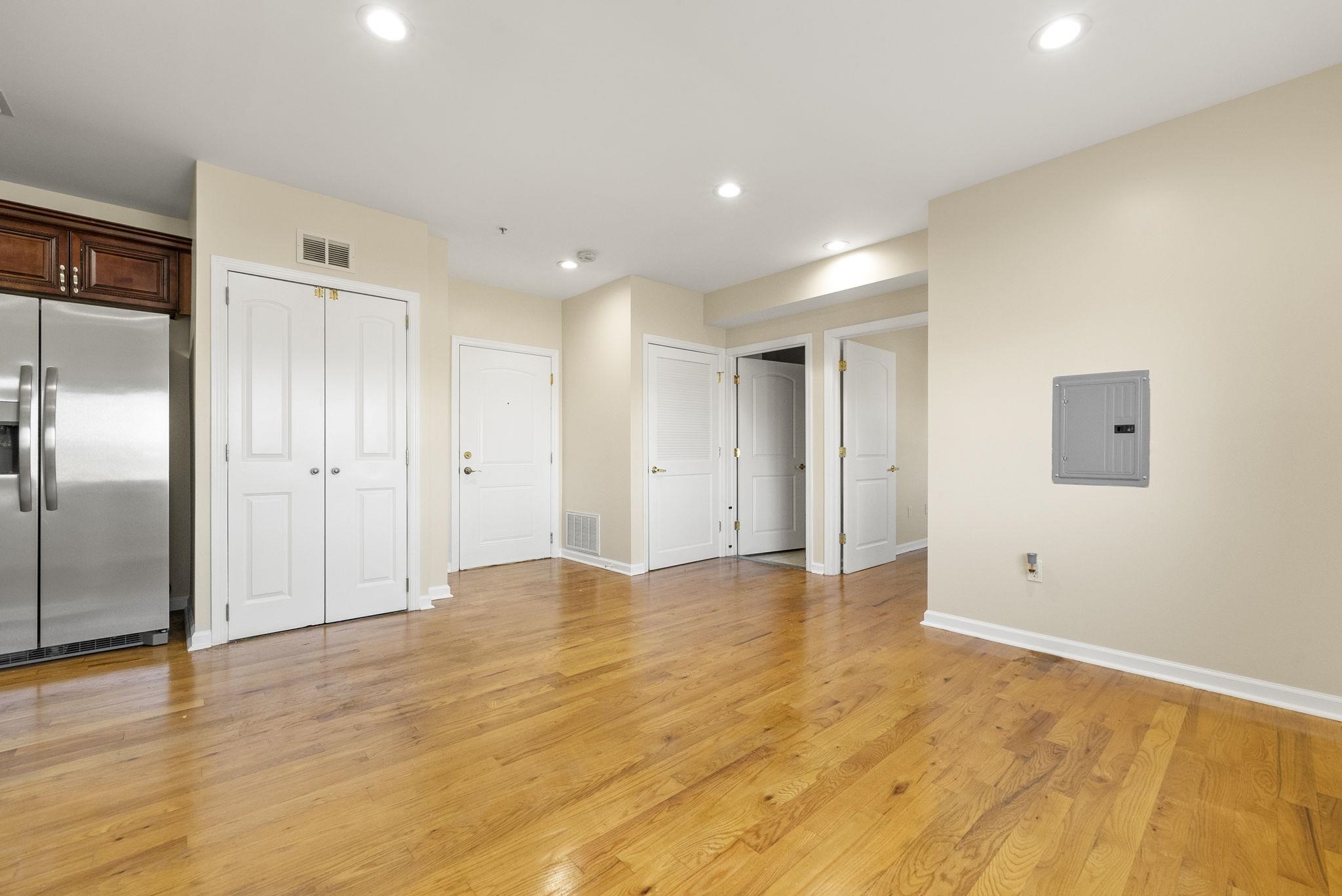 # 250009494 - For Rent in Union City NJ