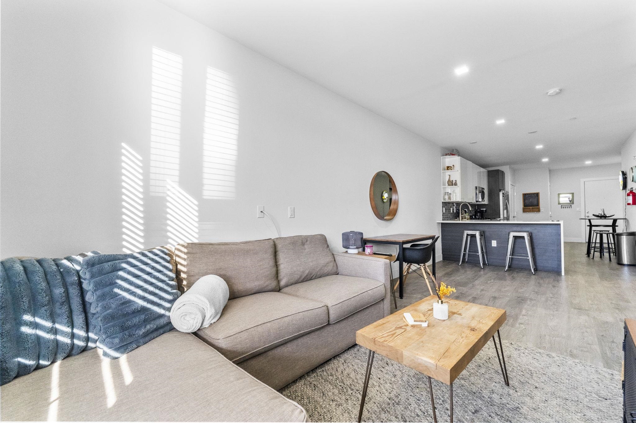 # 250009555 - For Rent in Guttenberg NJ