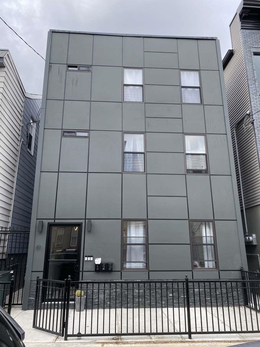 # 250009567 - For Rent in JERSEY CITY - Heights NJ