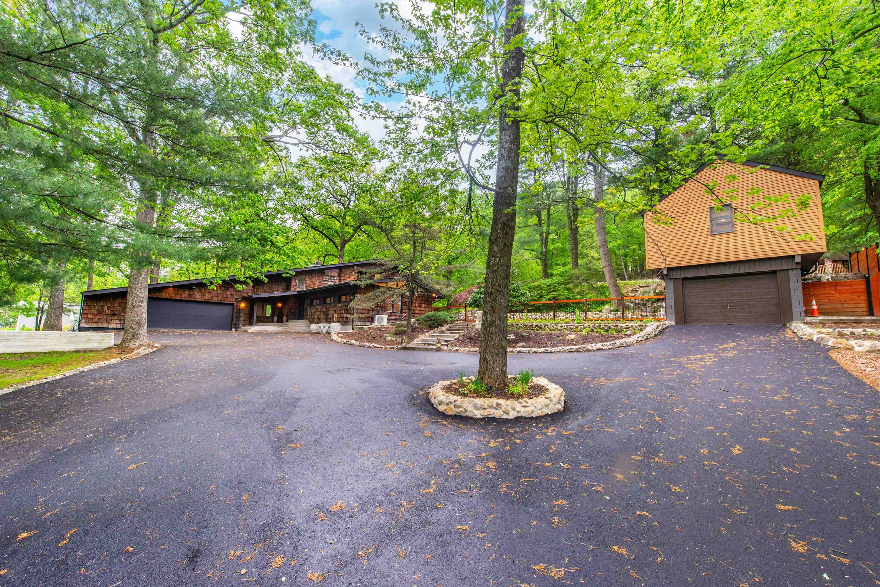 # 250009569 - For Rent in Sparta NJ
