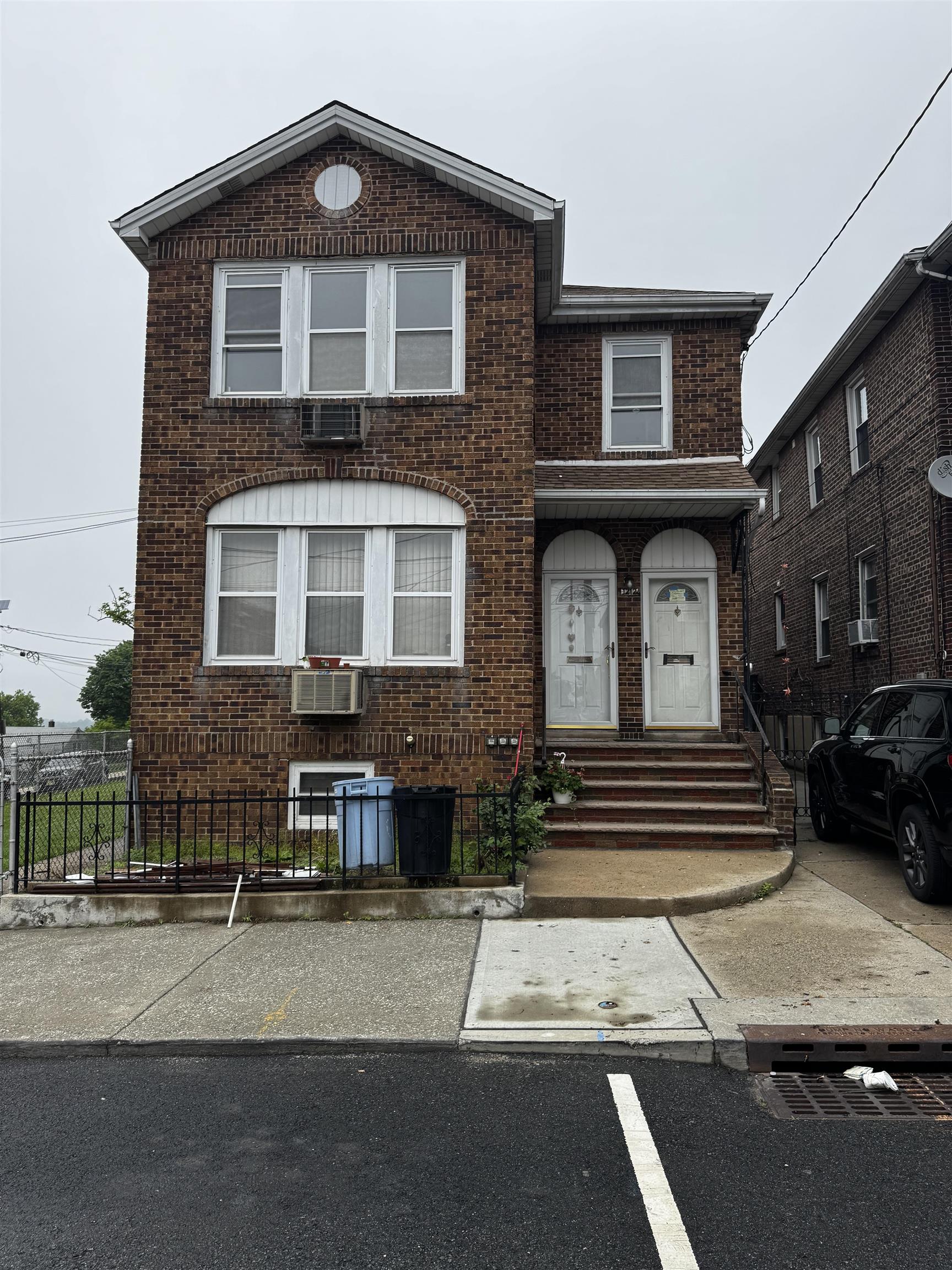# 250009619 - For Rent in North Bergen NJ