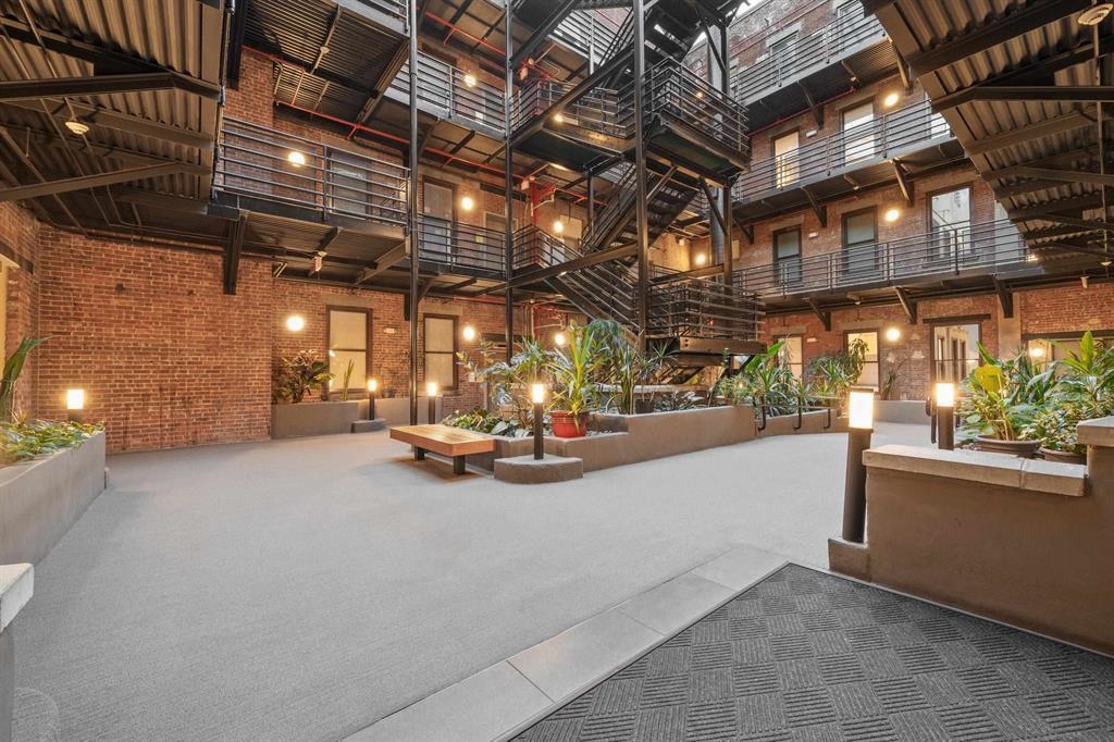 # 250009646 - For Rent in JERSEY CITY - Downtown NJ