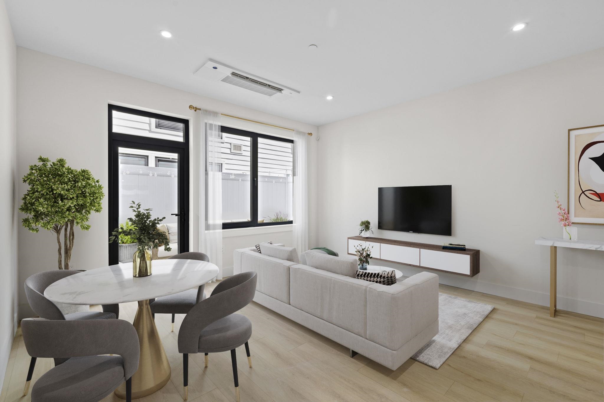 # 250009687 - For Rent in North Bergen NJ