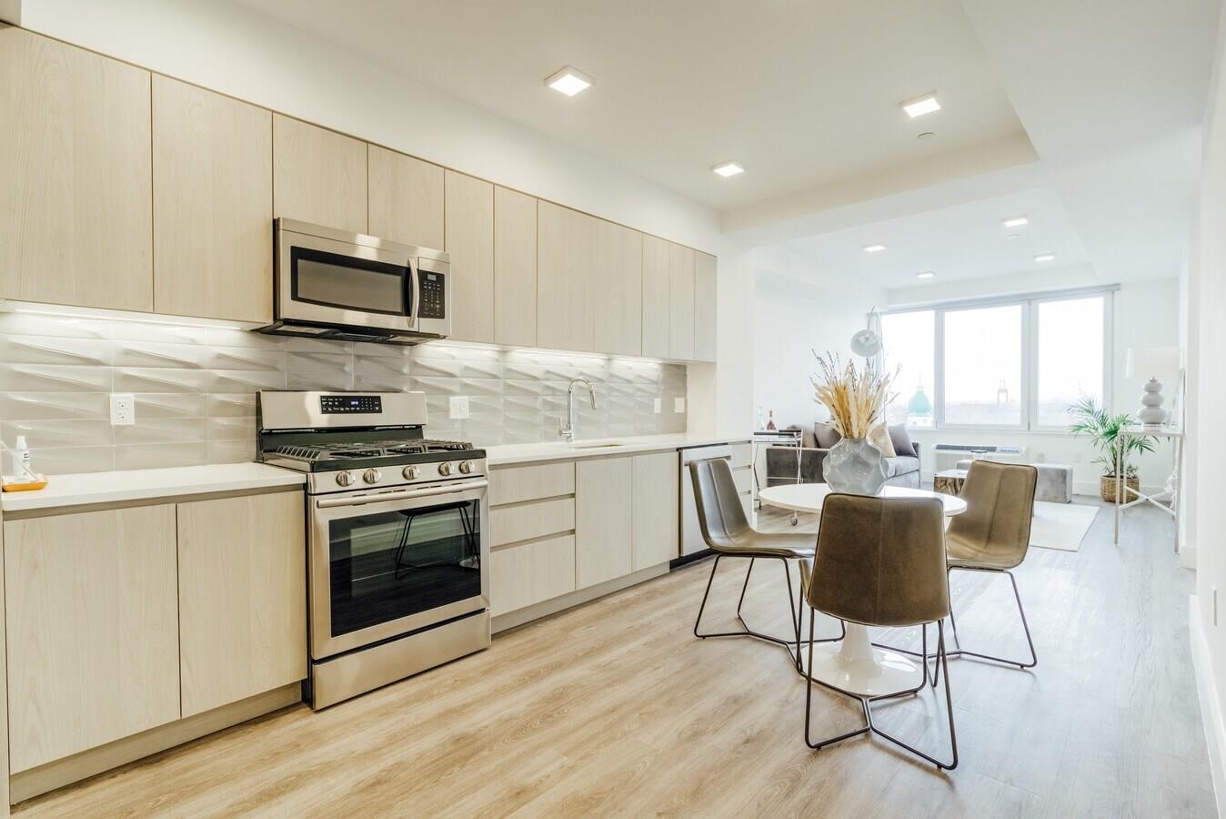# 250009738 - For Rent in Bayonne NJ