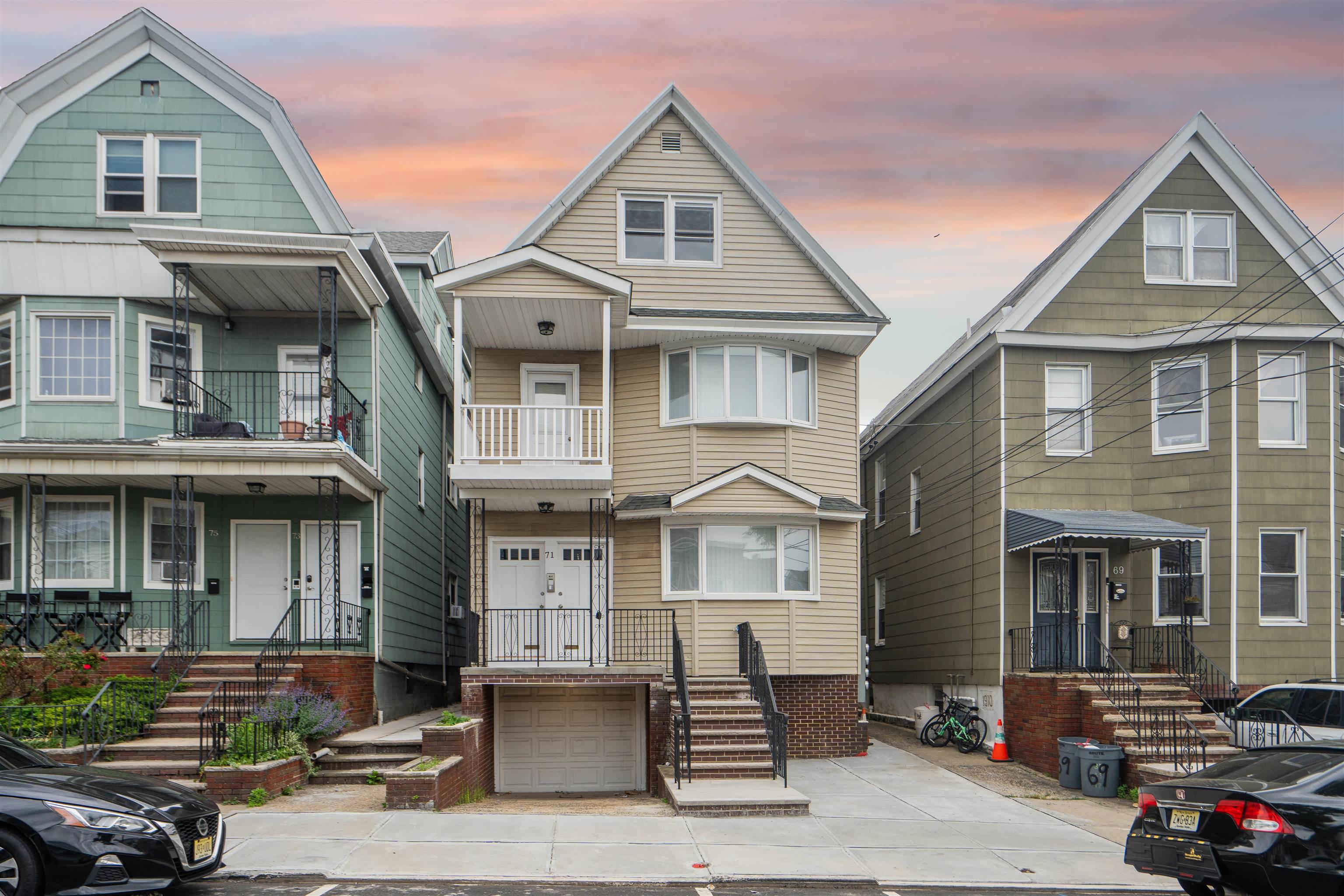 # 250009755 - For Rent in Bayonne NJ