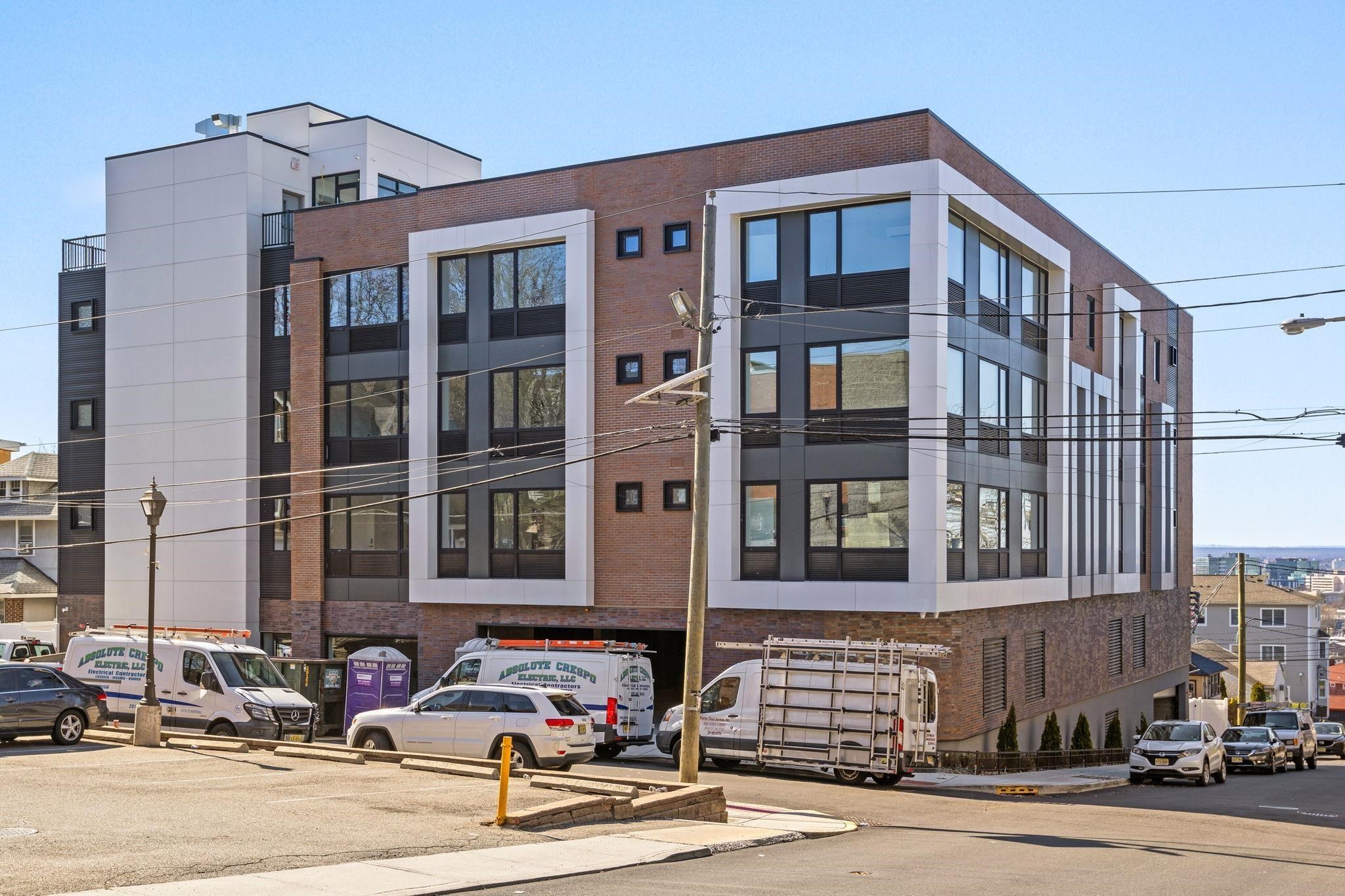 # 250009765 - For Rent in North Bergen NJ