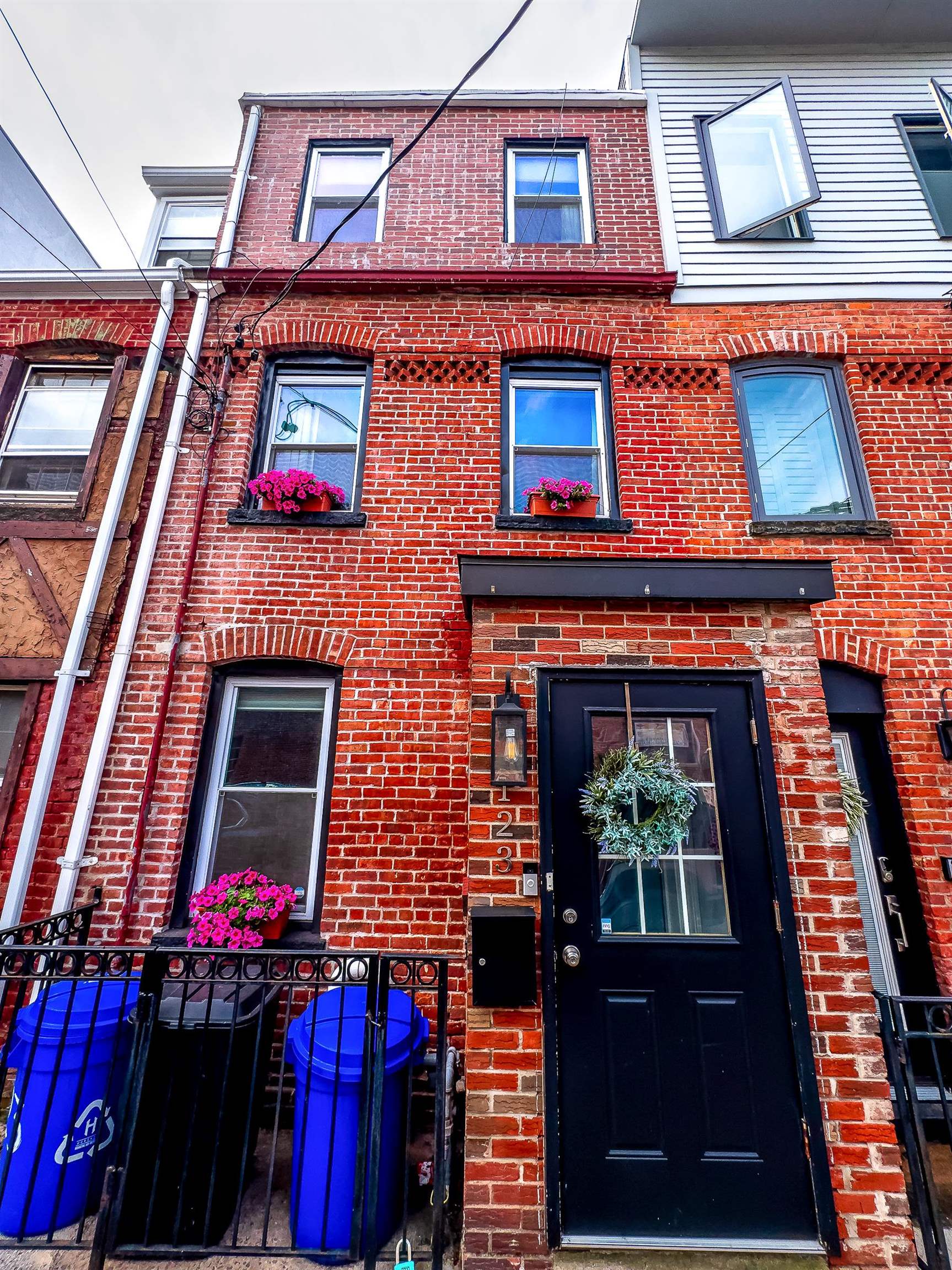 # 250009782 - For Rent in Hoboken NJ