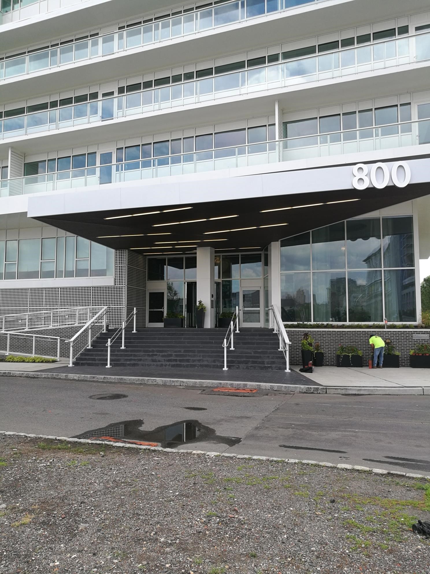 # 250009956 - For Rent in Weehawken NJ
