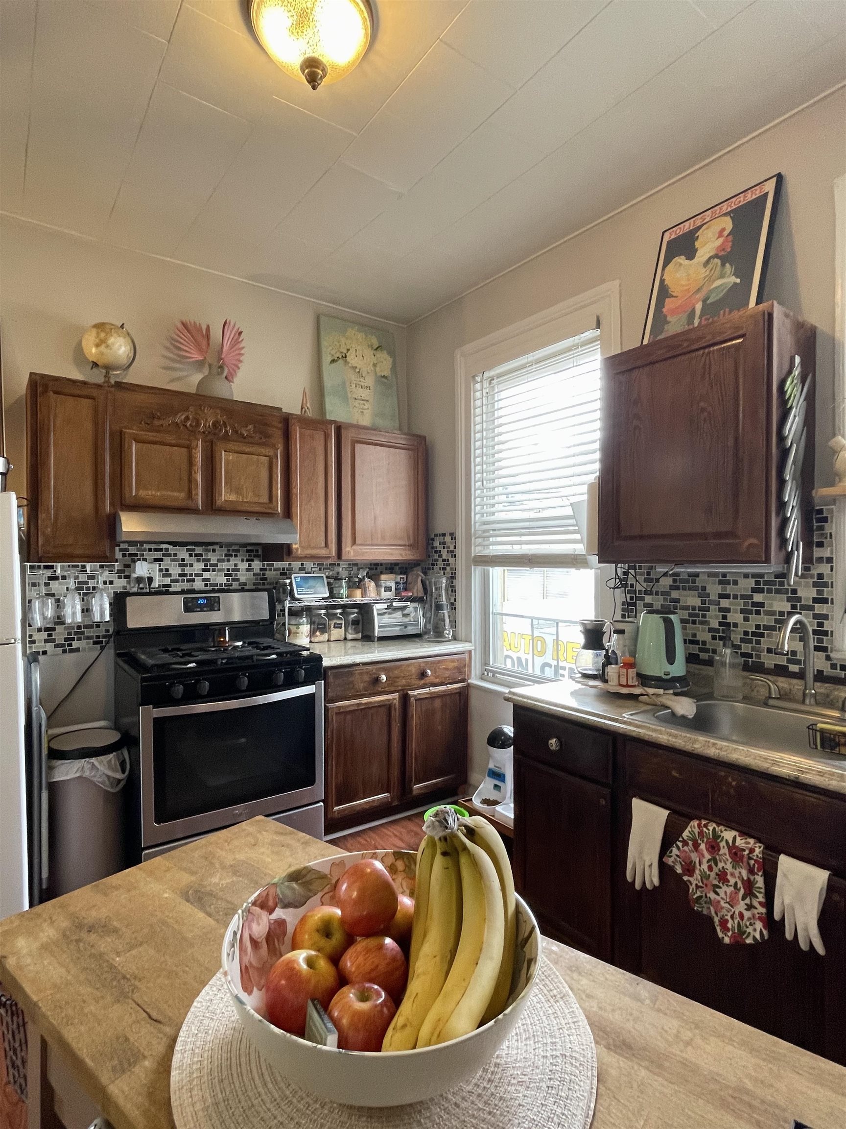 # 250009980 - For Rent in Union City NJ