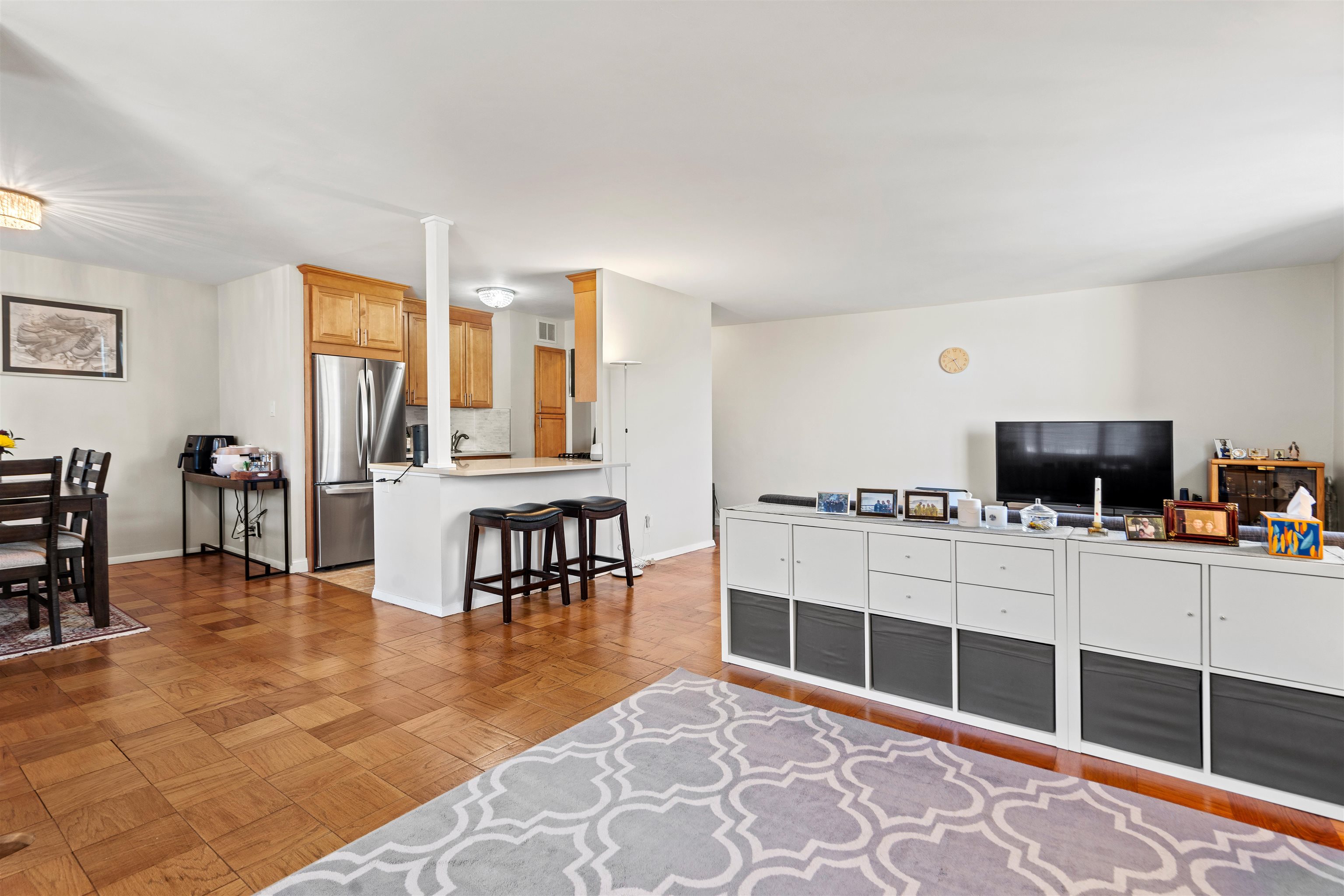 # 250010002 - For Rent in West New York NJ