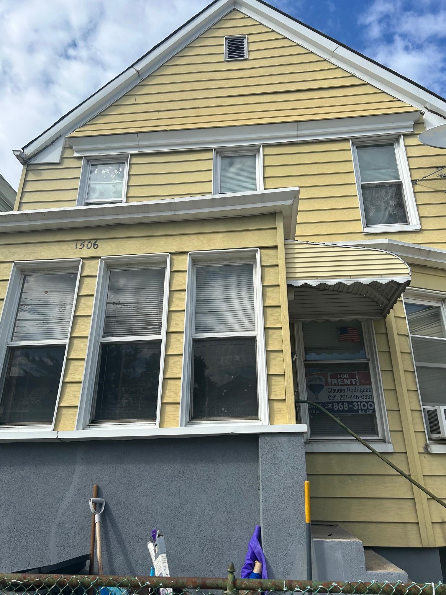# 250010028 - For Rent in North Bergen NJ