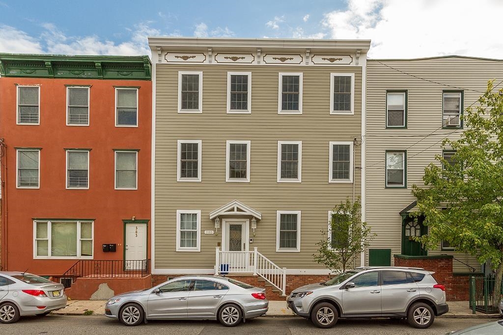 # 250010059 - For Rent in JERSEY CITY - Downtown NJ