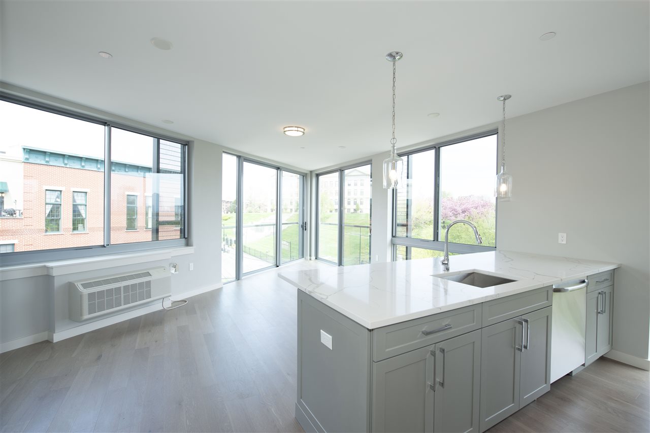 # 250010095 - For Rent in JERSEY CITY - Journal Square NJ