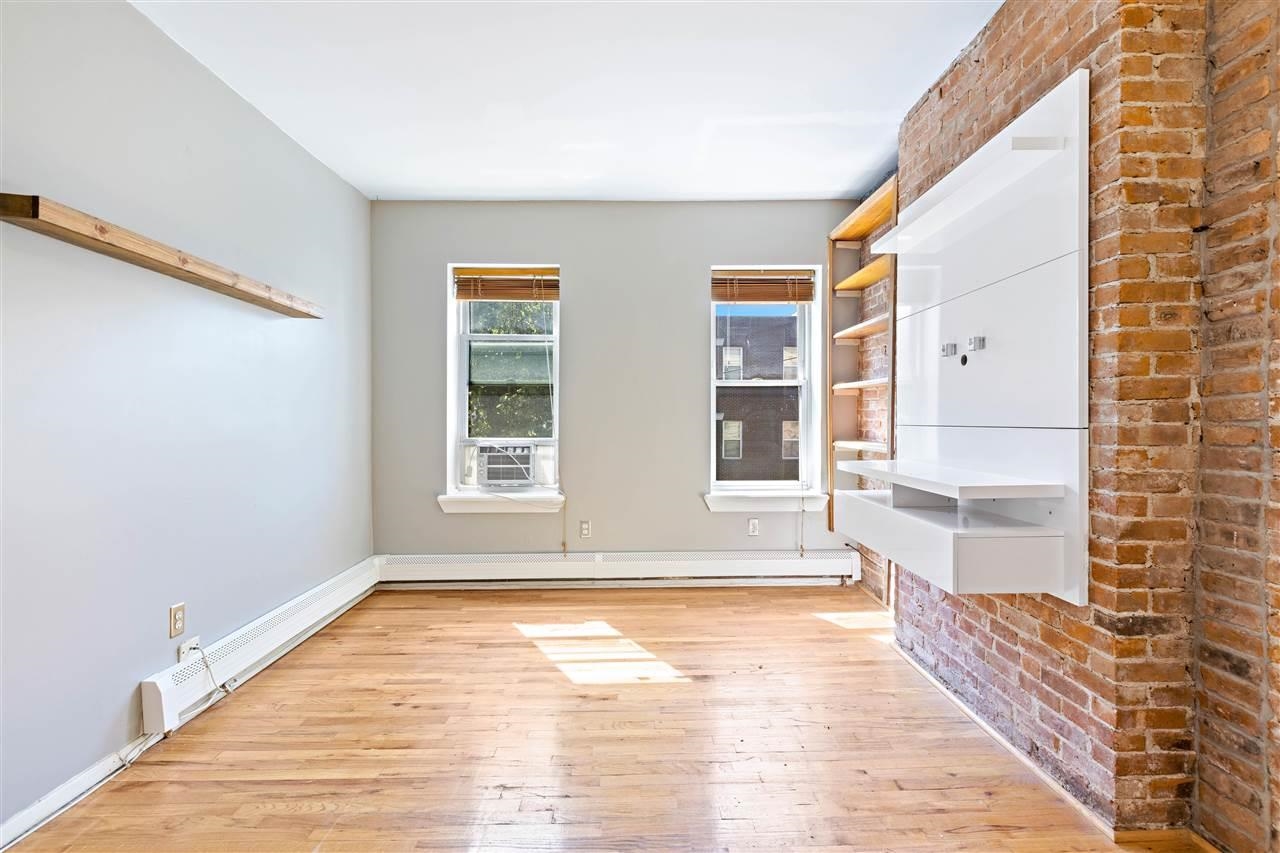 # 250010176 - For Rent in Hoboken NJ