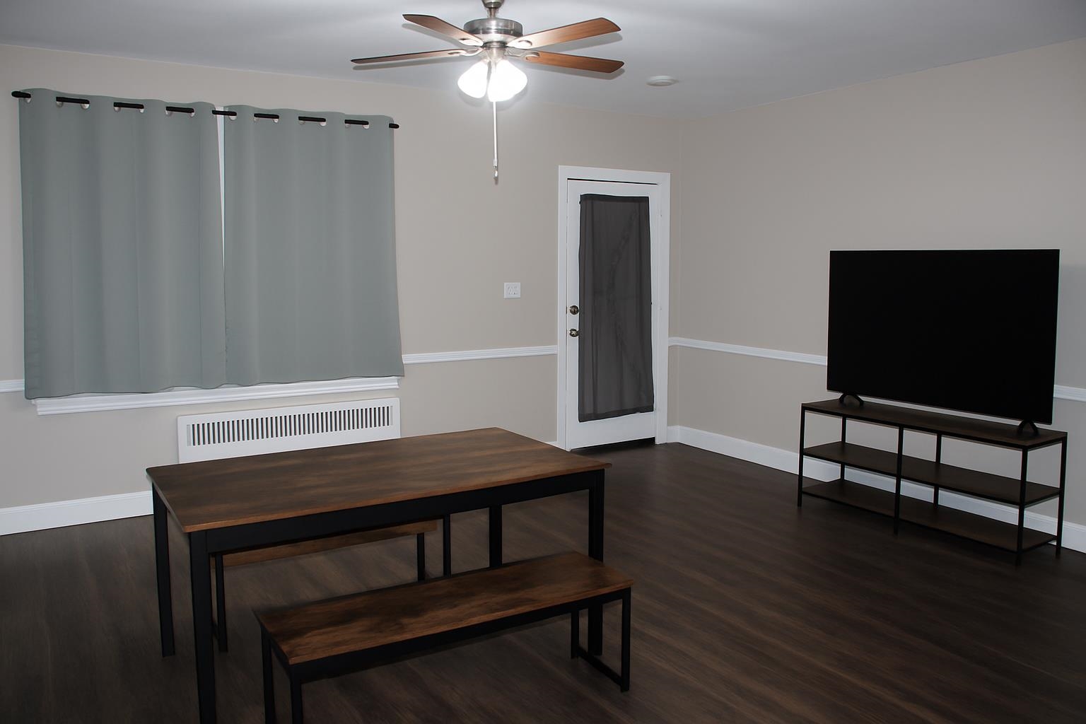 # 250010179 - For Rent in Bayonne NJ