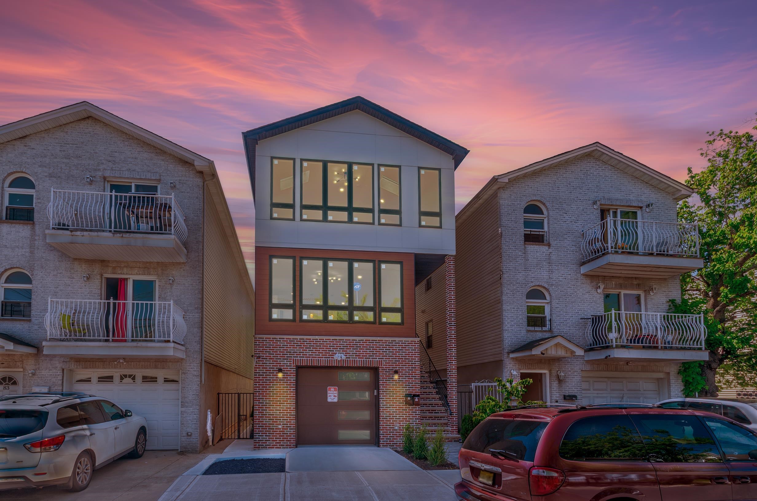 # 250010201 - For Rent in JERSEY CITY - Greenville NJ