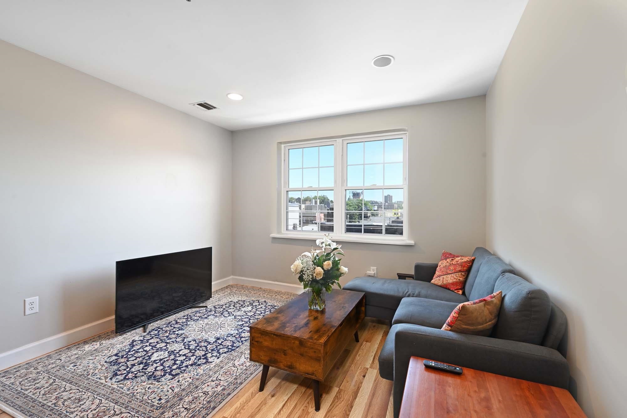 # 250010214 - For Rent in Union City NJ