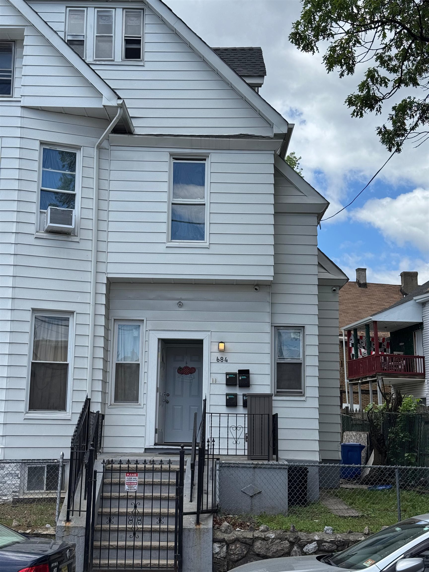 # 250010268 - For Rent in Paterson NJ