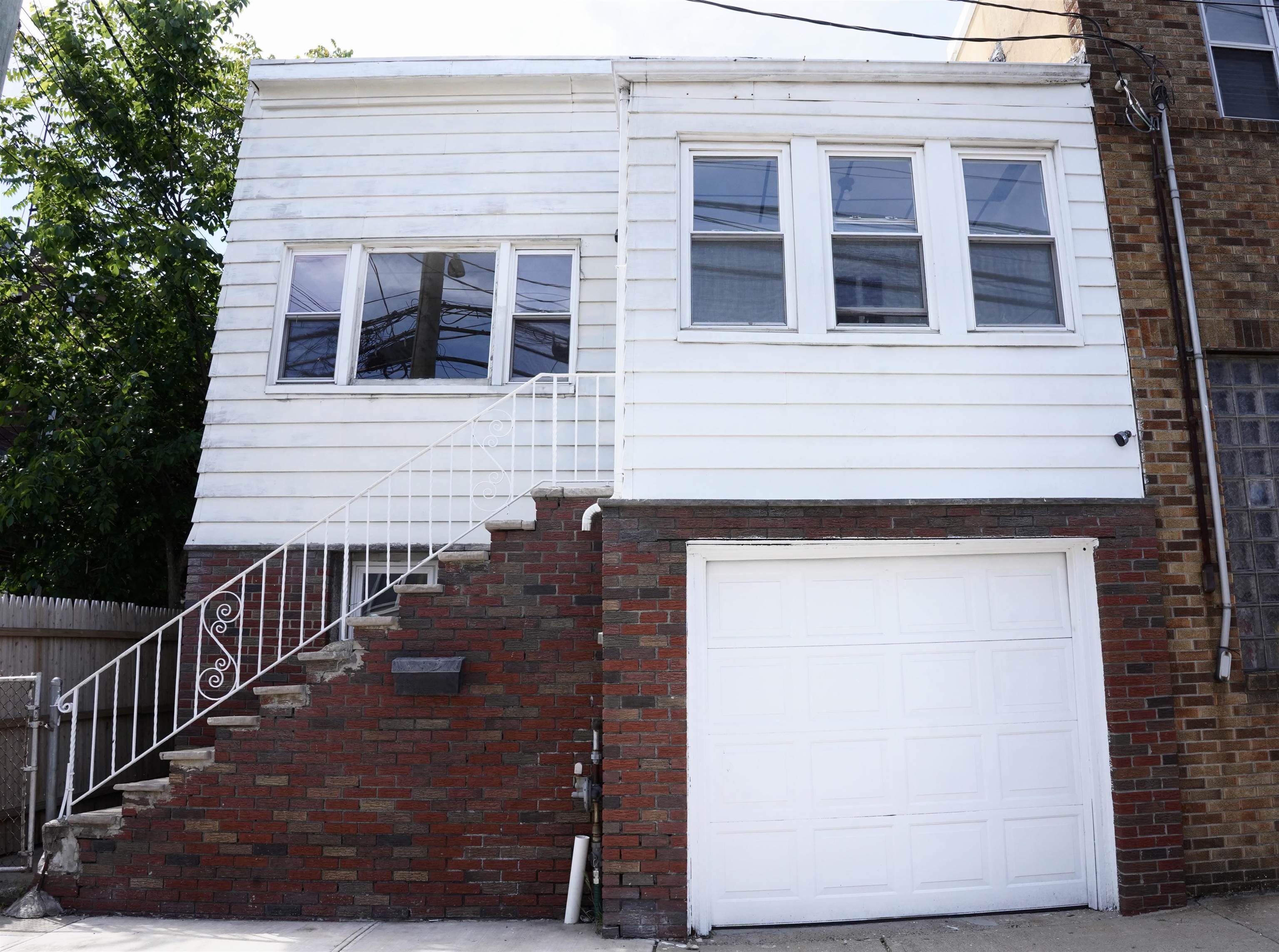 # 250010316 - For Rent in North Bergen NJ