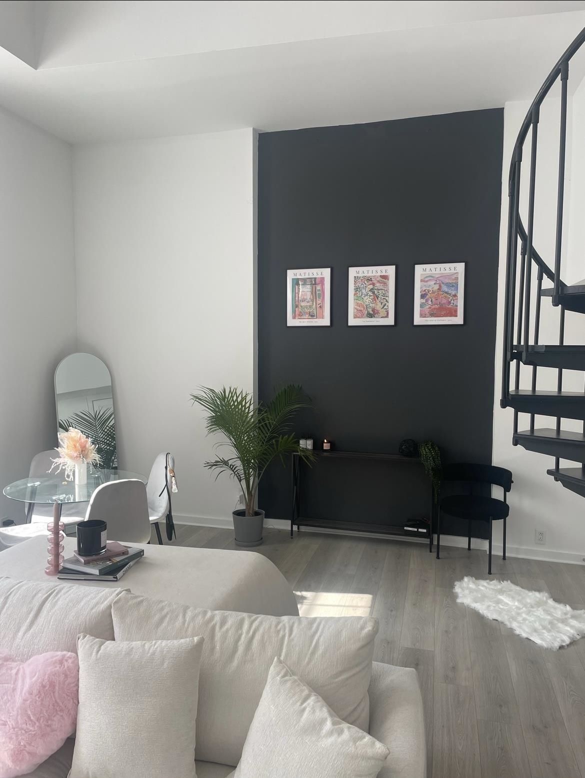 # 250010320 - For Rent in Hoboken NJ