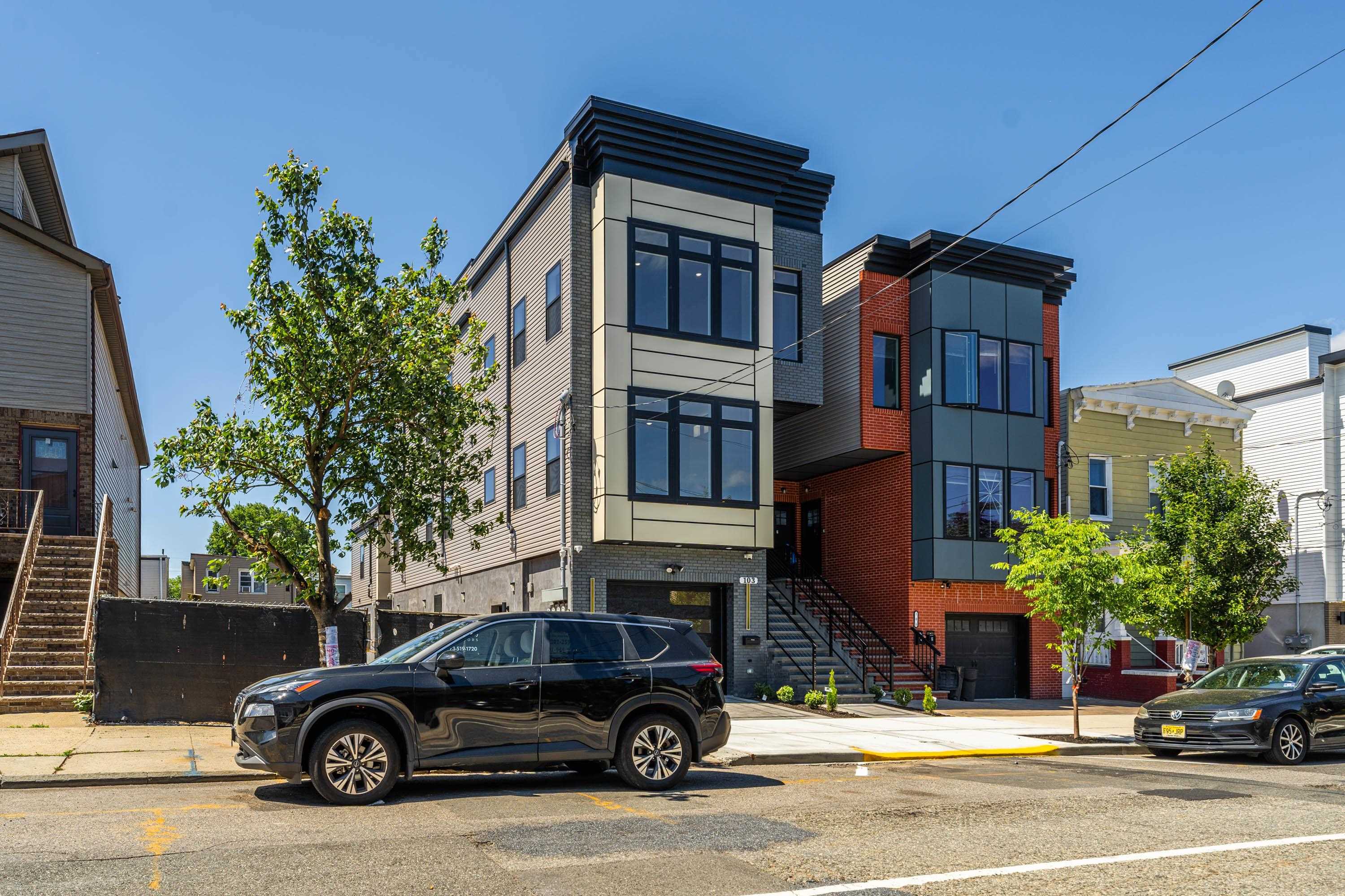 # 250010343 - For Rent in JERSEY CITY - Heights NJ