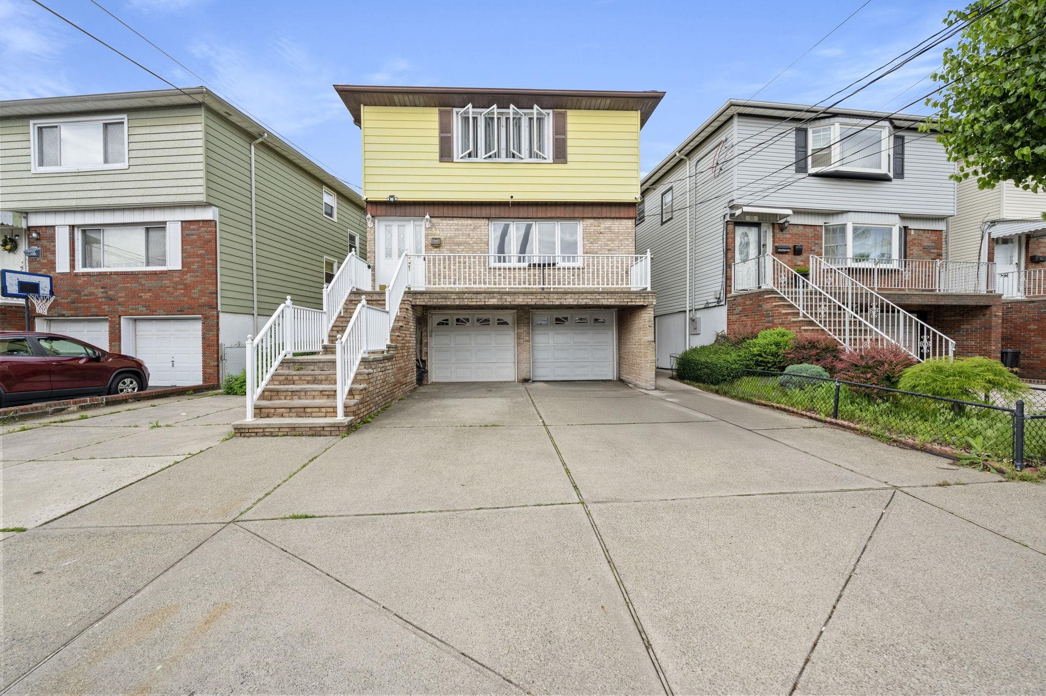 # 250010364 - For Rent in Bayonne NJ