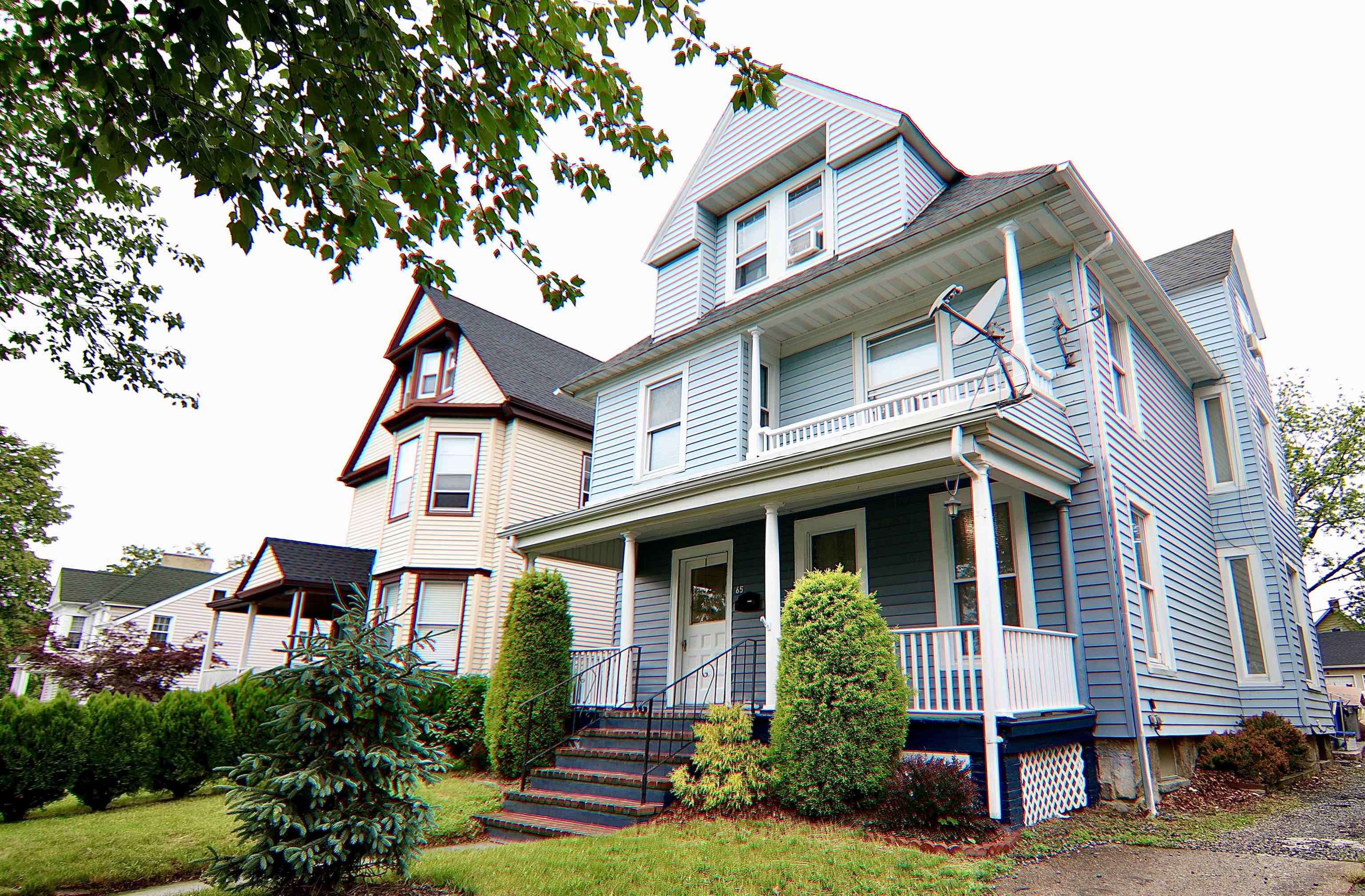 # 250010389 - For Rent in Morristown NJ
