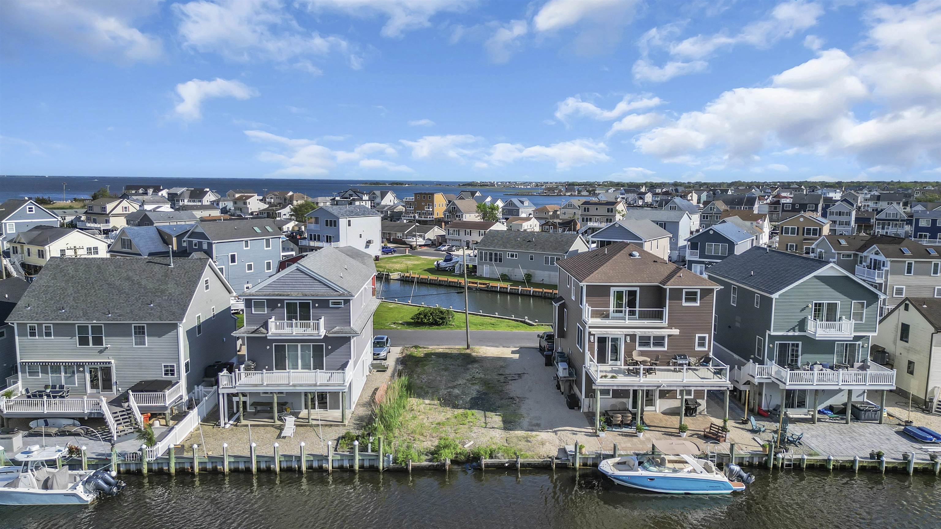 # 250010390 - For Rent in BERKELEY NJ