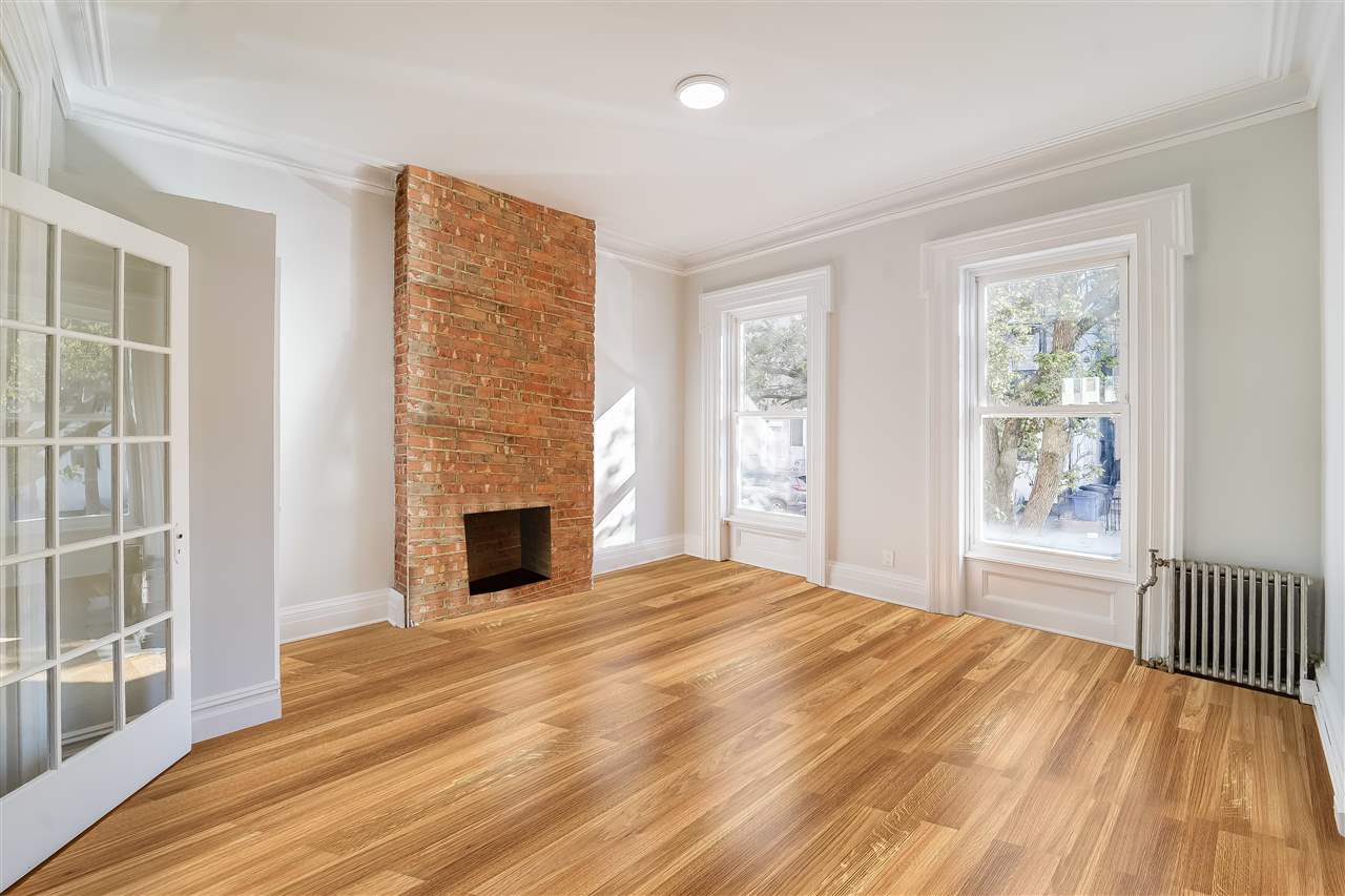 # 250010407 - For Rent in JERSEY CITY - Downtown NJ