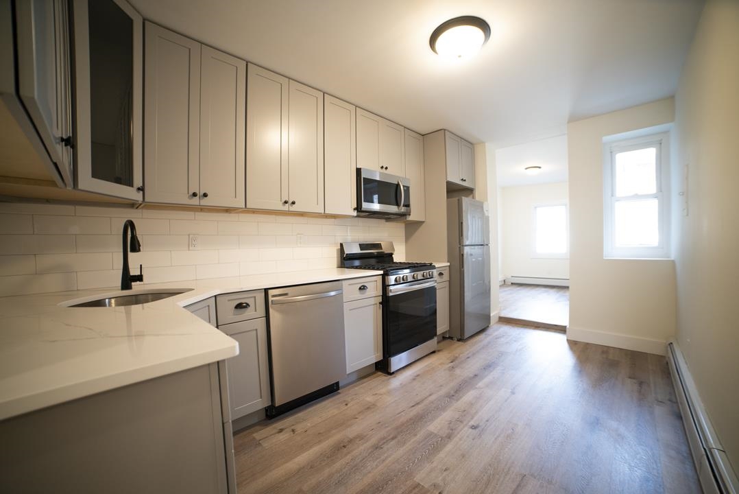 # 250010553 - For Rent in Union City NJ
