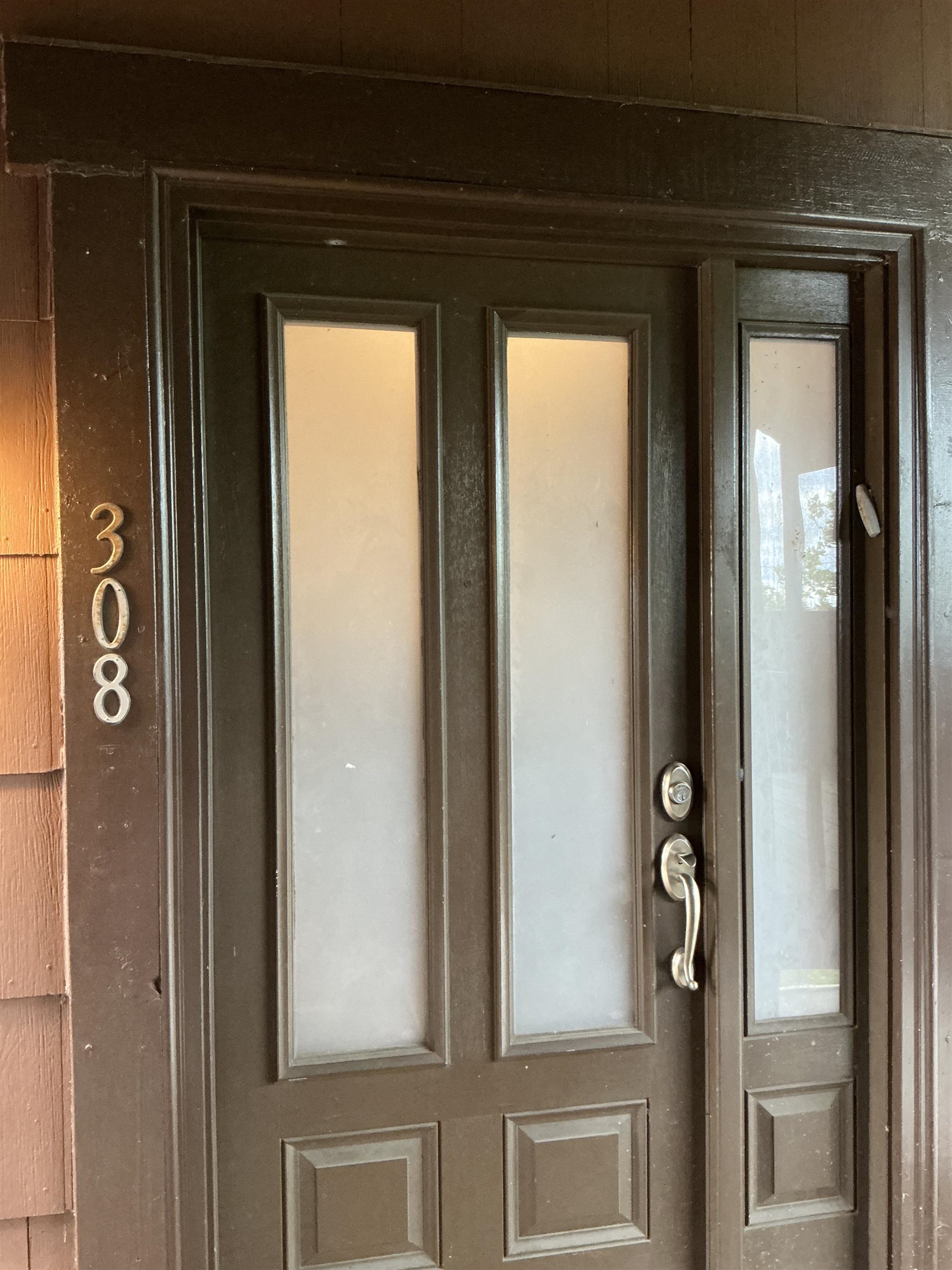 # 250010565 - For Rent in Secaucus NJ