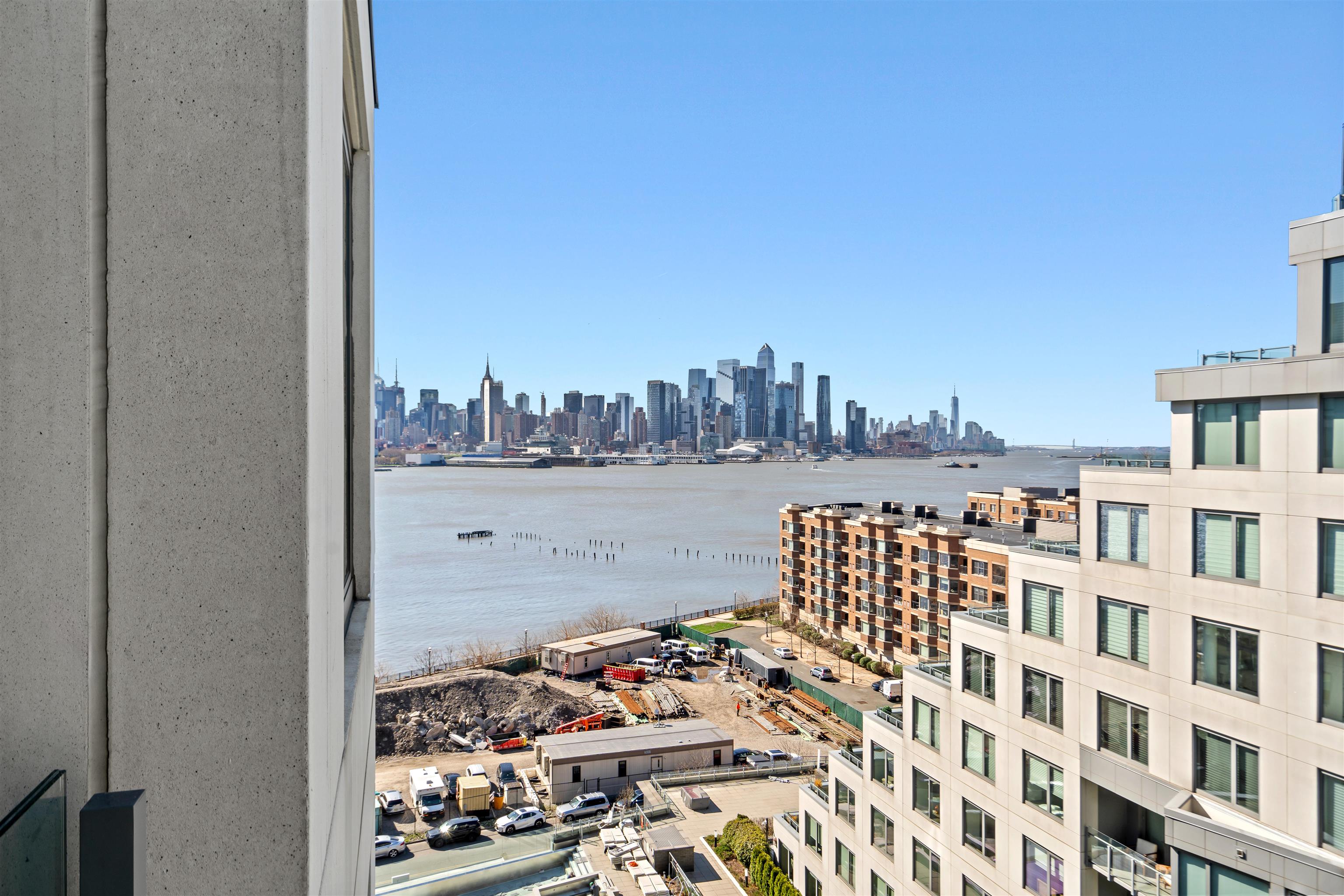 # 250010572 - For Rent in West New York NJ