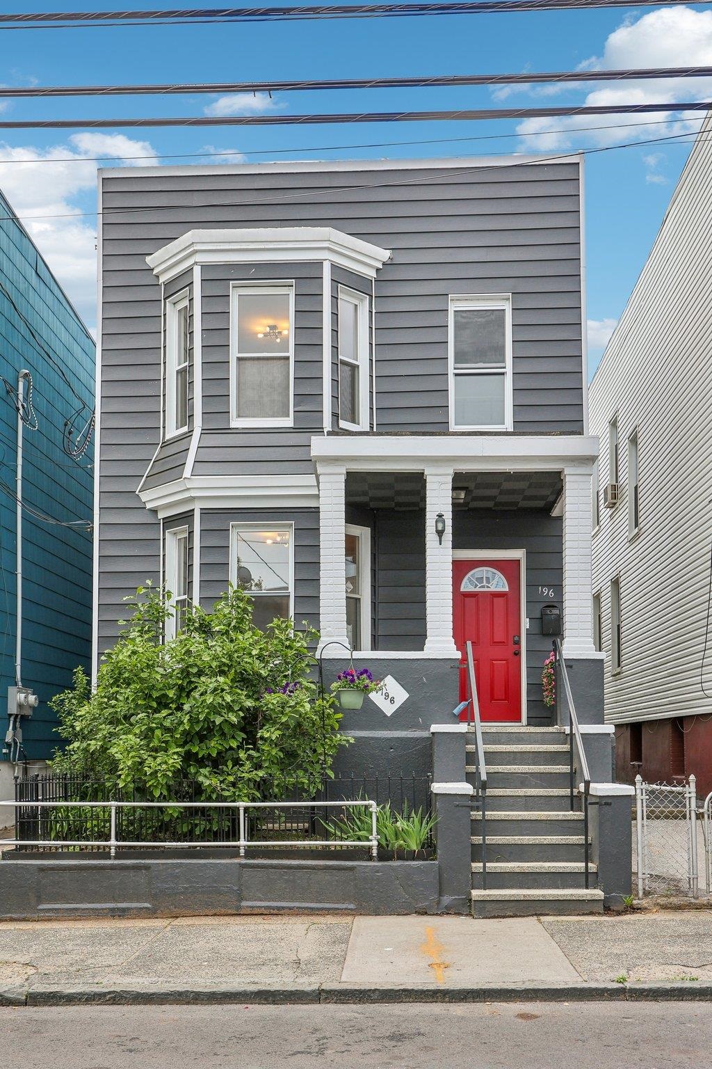 # 250010581 - For Rent in JERSEY CITY - West Bergen NJ