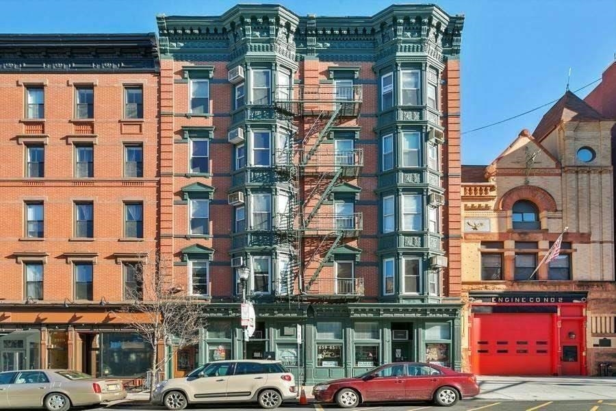 # 250010629 - For Rent in Hoboken NJ