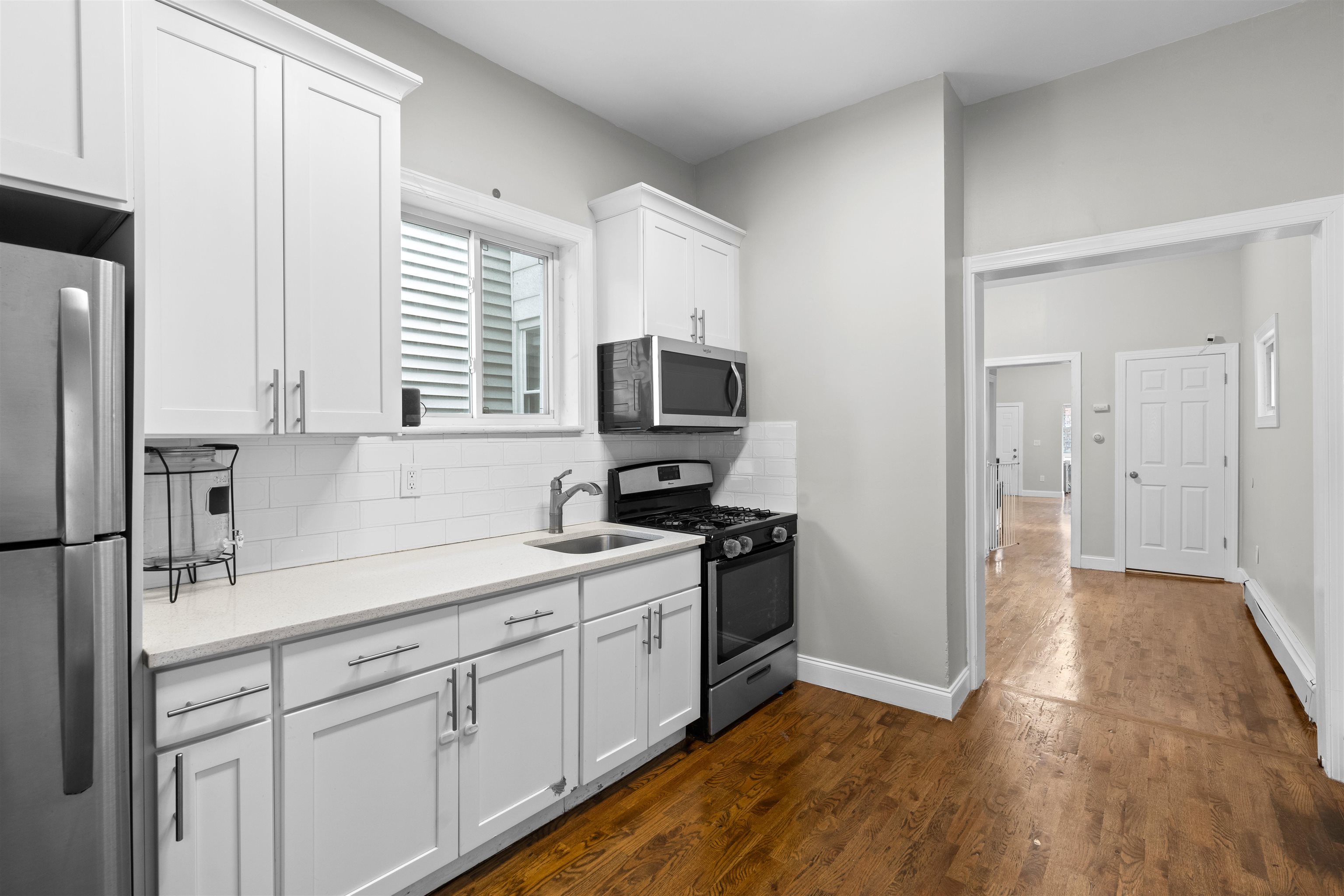 # 250010639 - For Rent in JERSEY CITY - Bergen-Lafayett NJ