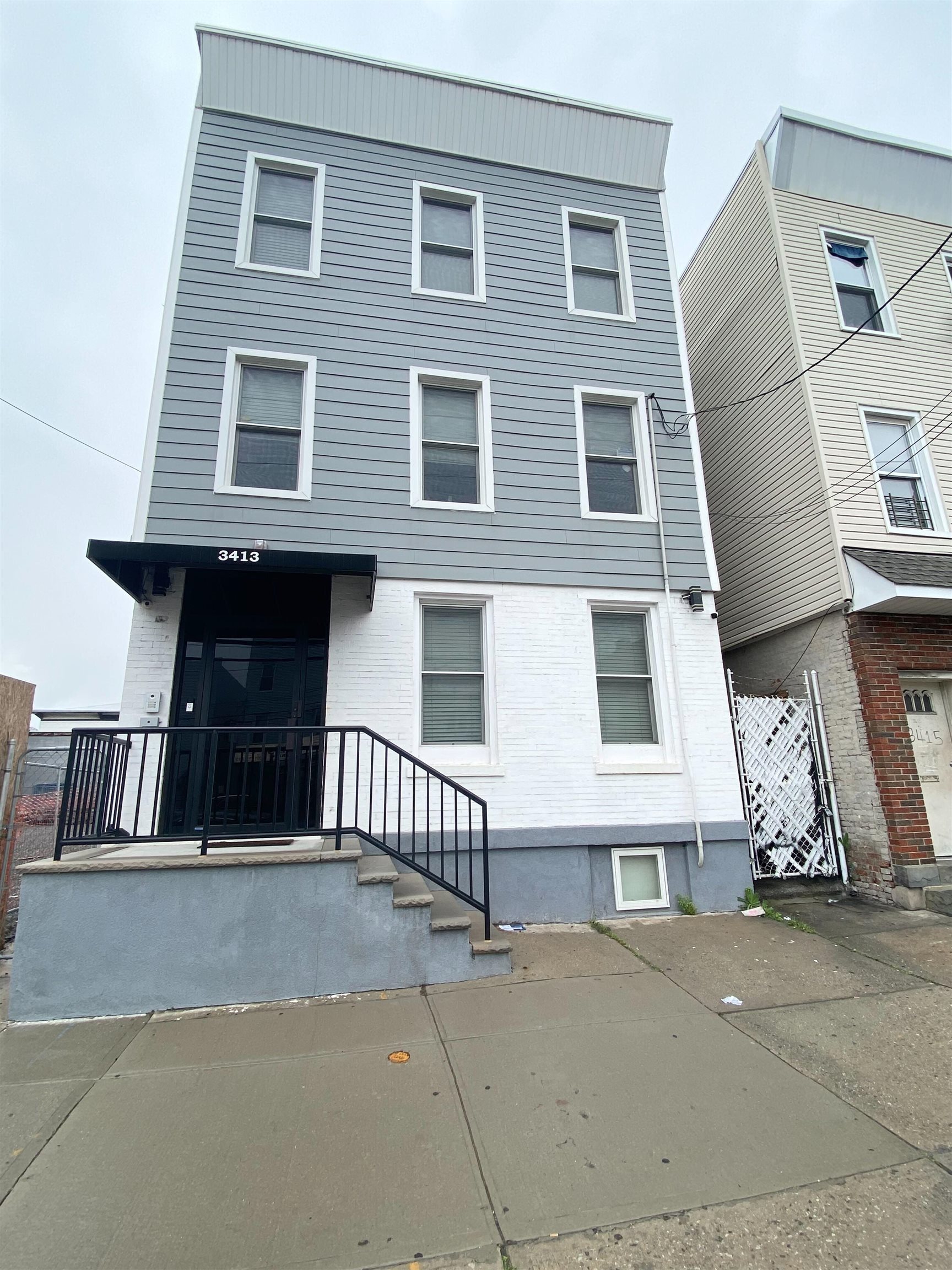 # 250010655 - For Rent in JERSEY CITY - Heights NJ