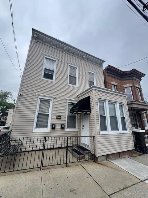 # 250010755 - For Rent in Guttenberg NJ
