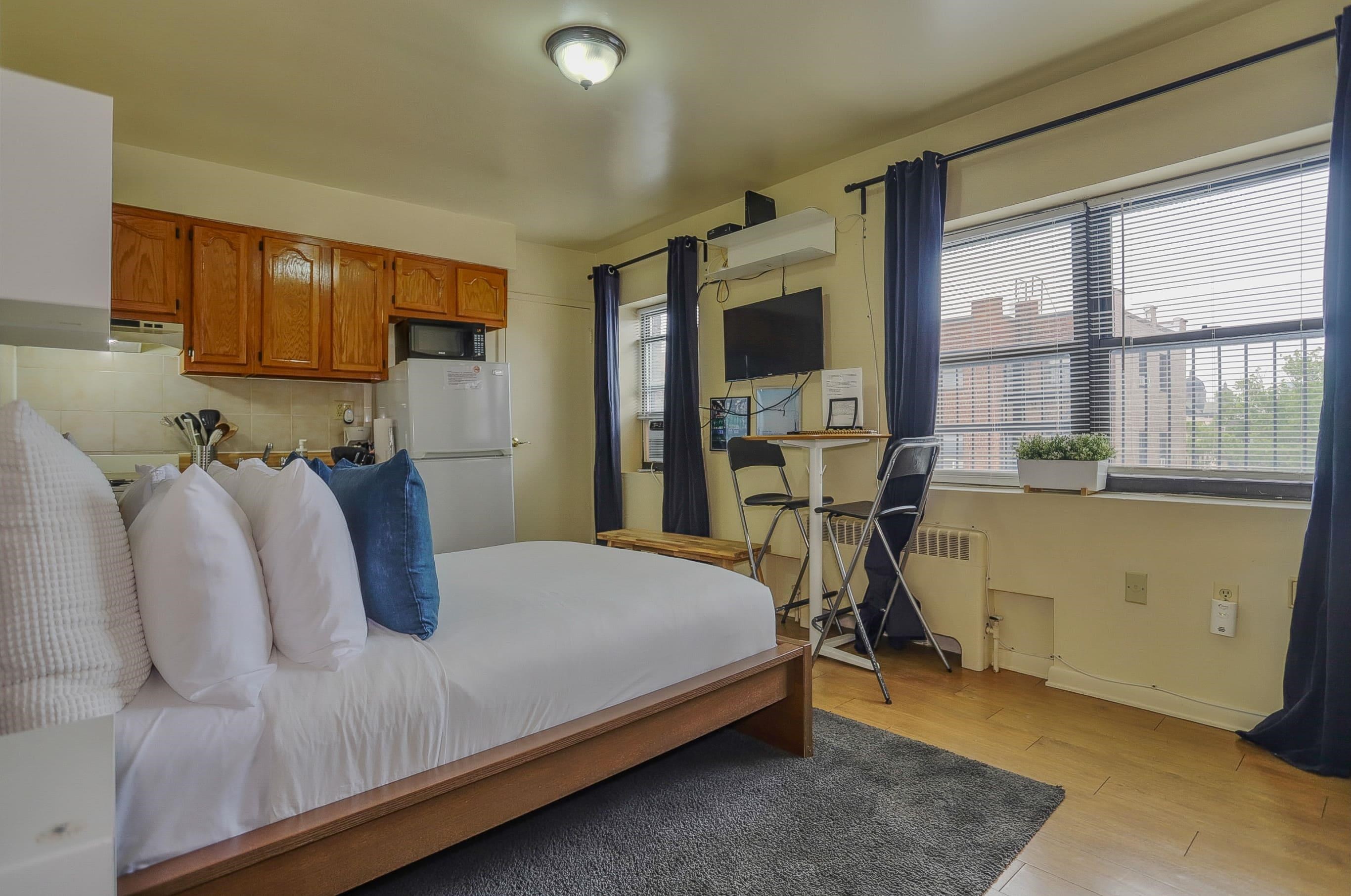 # 250010773 - For Rent in North Bergen NJ