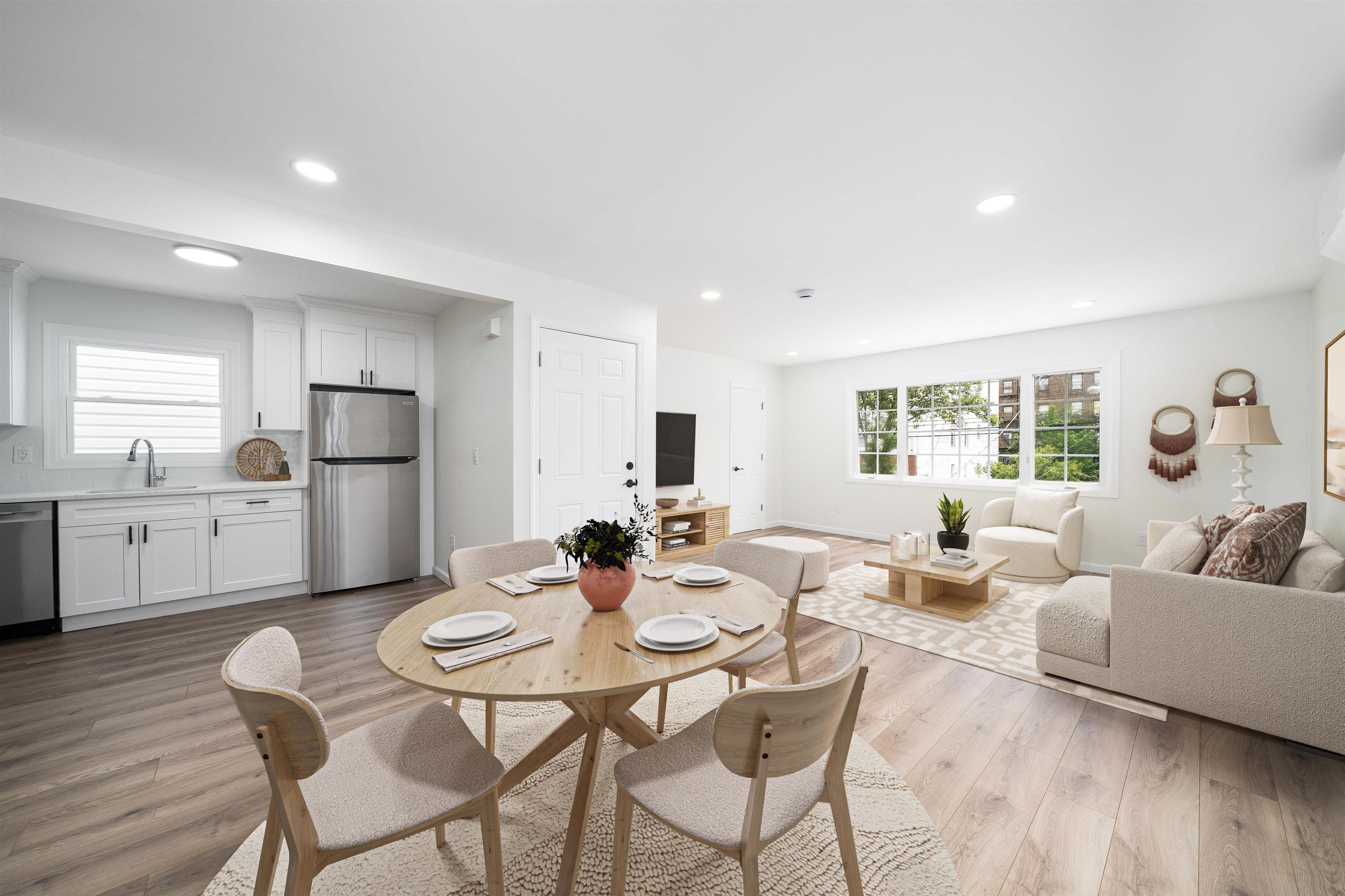 # 250010804 - For Rent in JERSEY CITY - Heights NJ