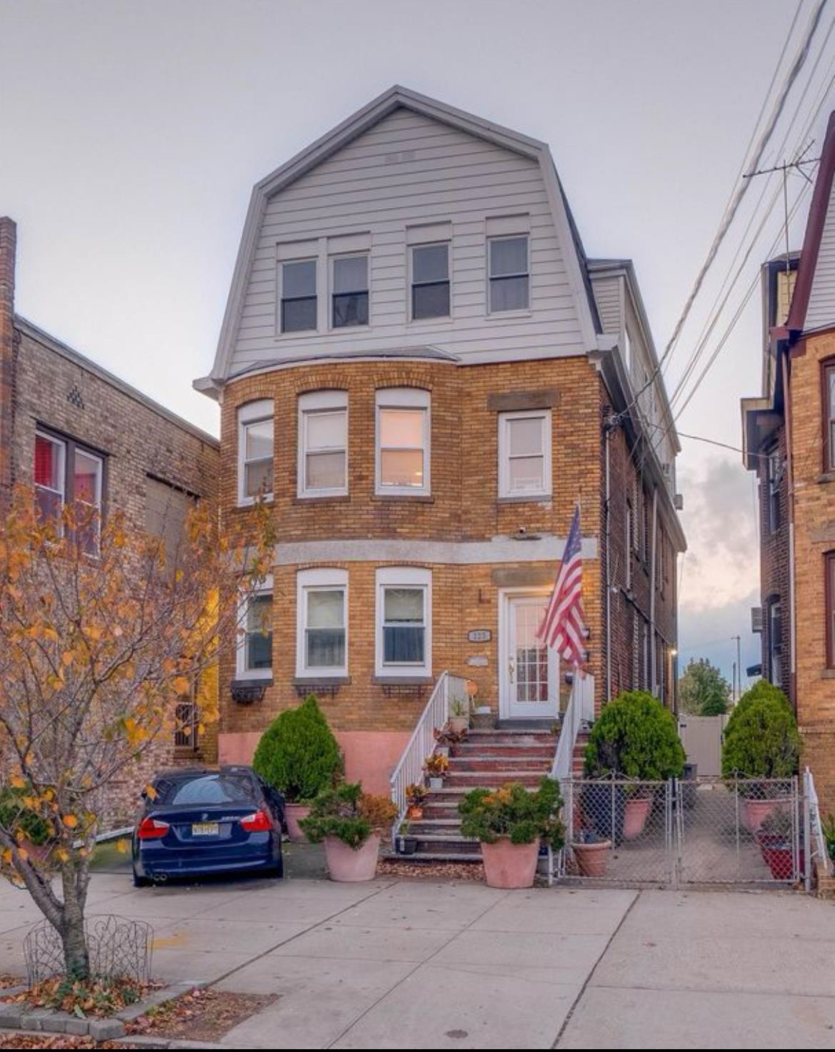 # 250010825 - For Rent in Bayonne NJ